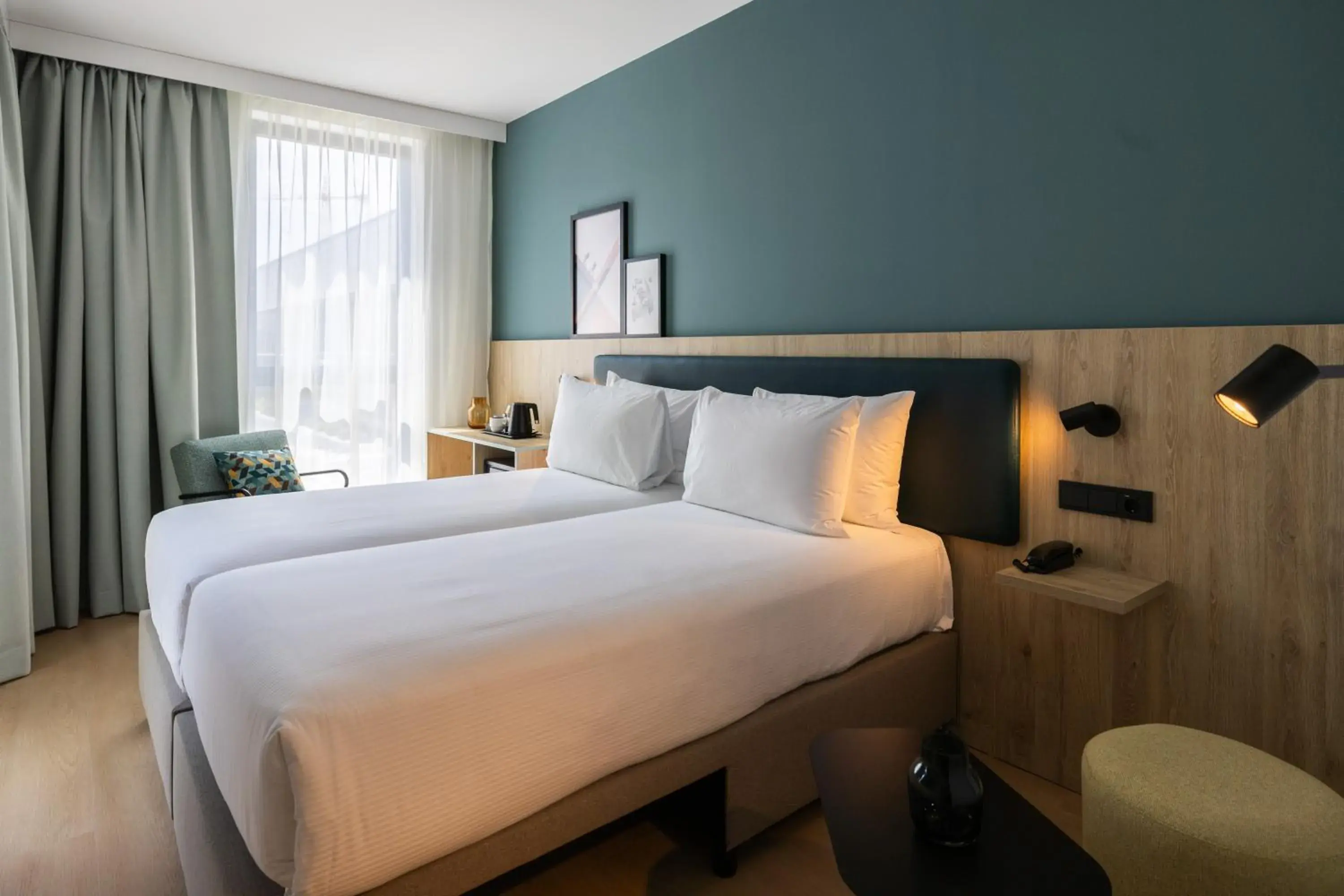 Twin Room in Spark By Hilton Madrid Alcala Twin Room in Spark By Hilton Madrid Alcala