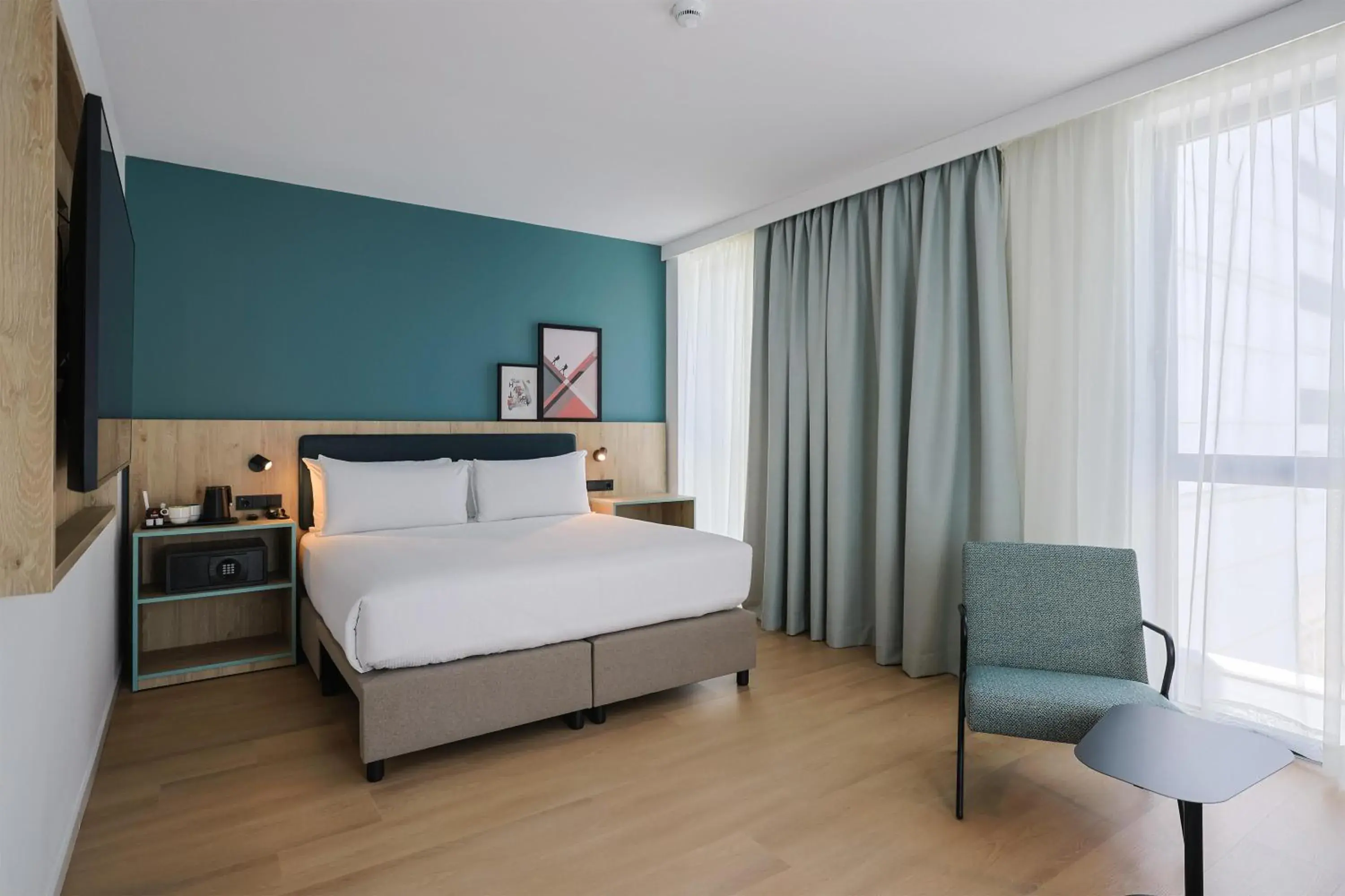 Bed in Spark By Hilton Madrid Alcala Bed in Spark By Hilton Madrid Alcala