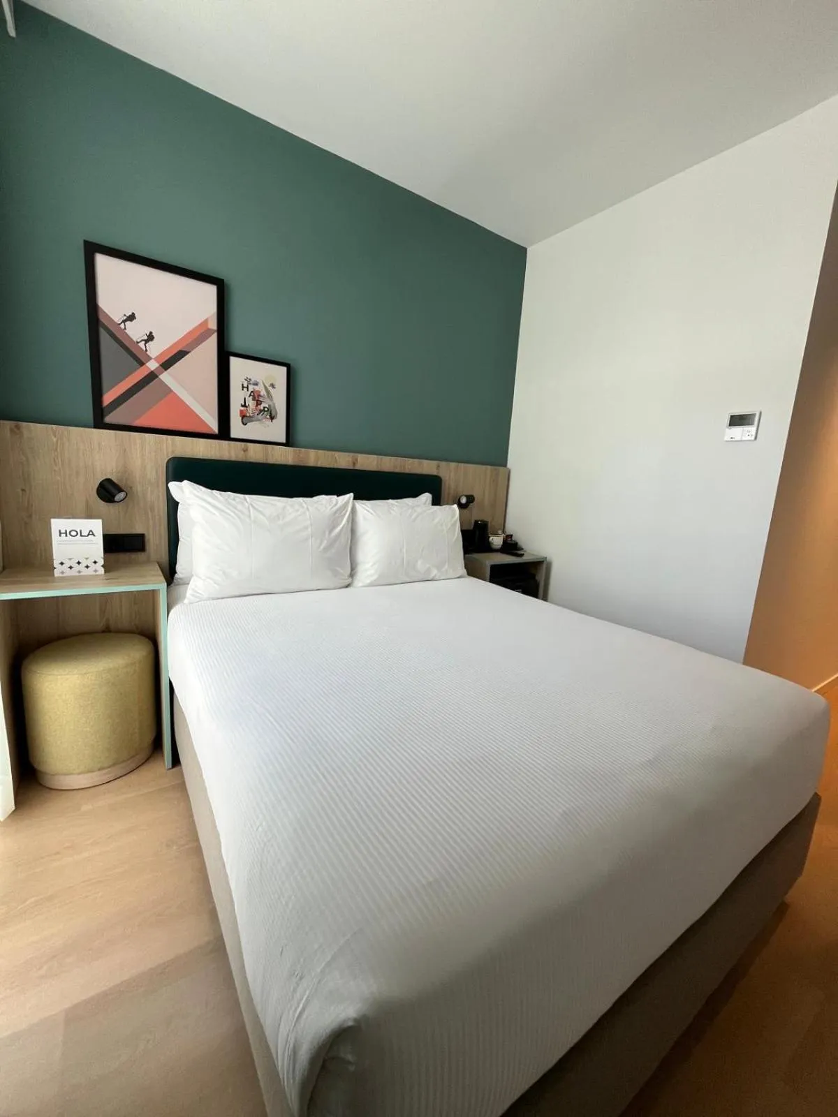 Bed in Spark By Hilton Madrid Alcala