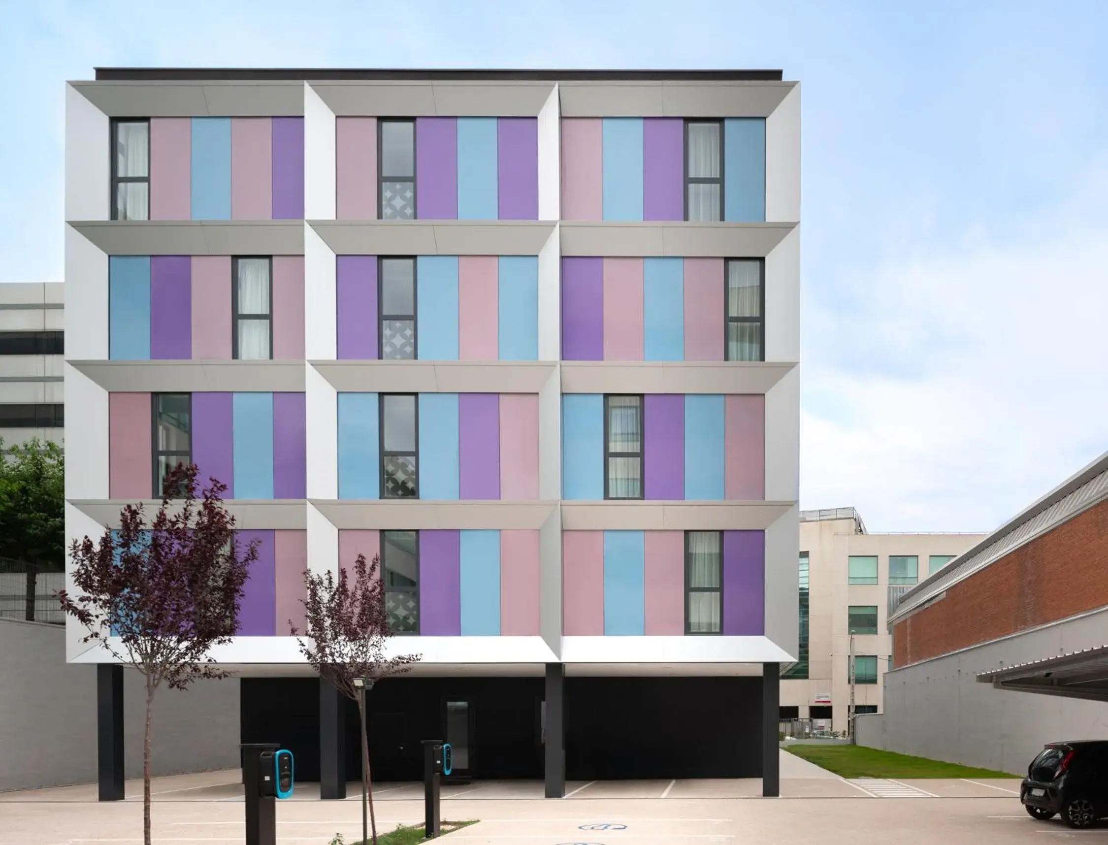 Property building in Spark By Hilton Madrid Alcala Property building in Spark By Hilton Madrid Alcala