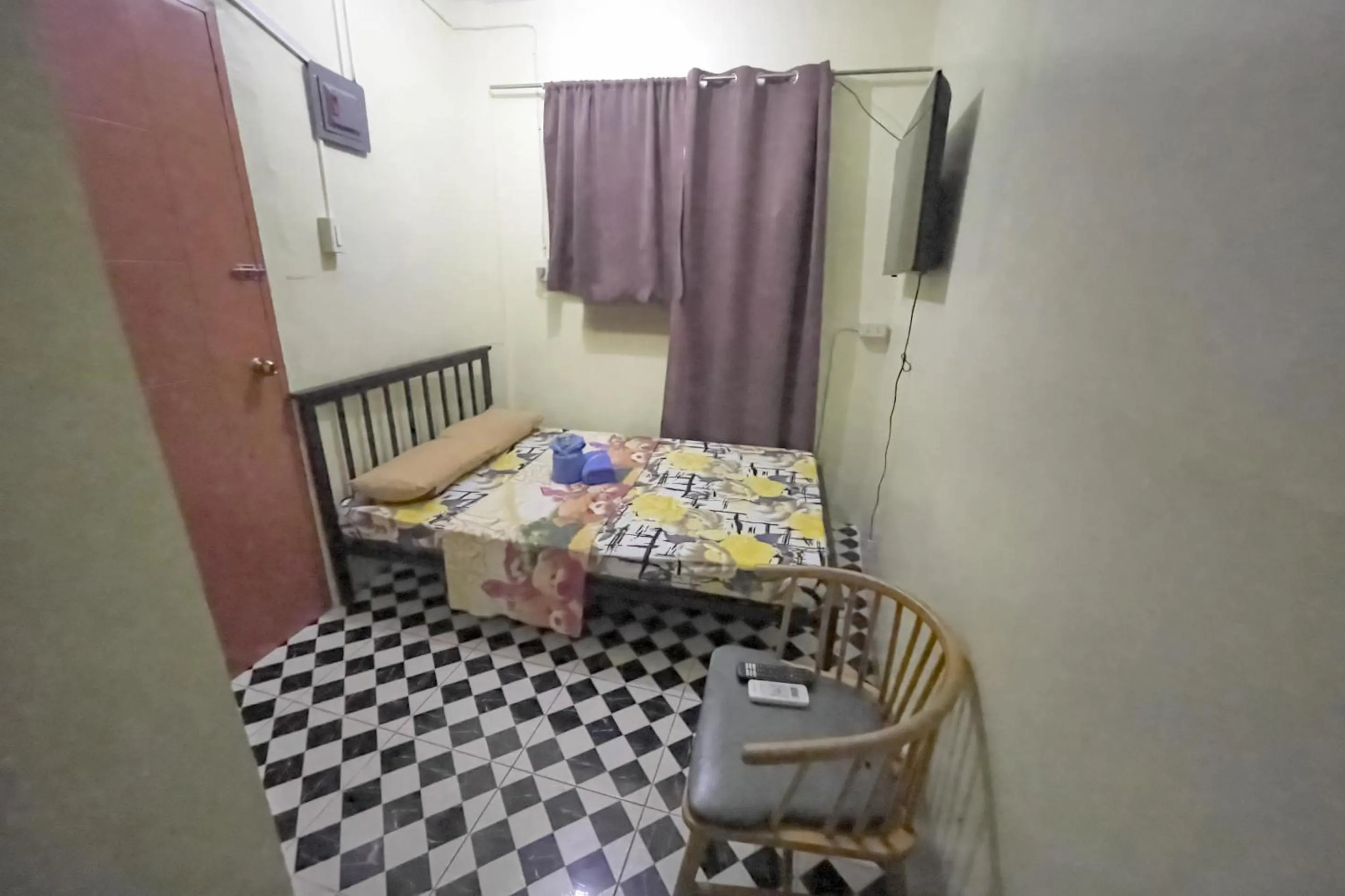 Bed in D and A Transient Inn Taguig