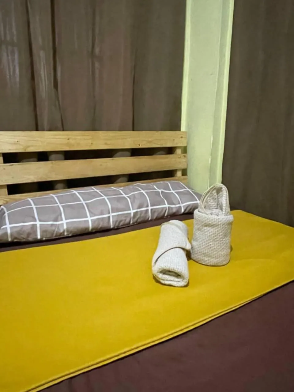 Bed in D and A Transient Inn Taguig