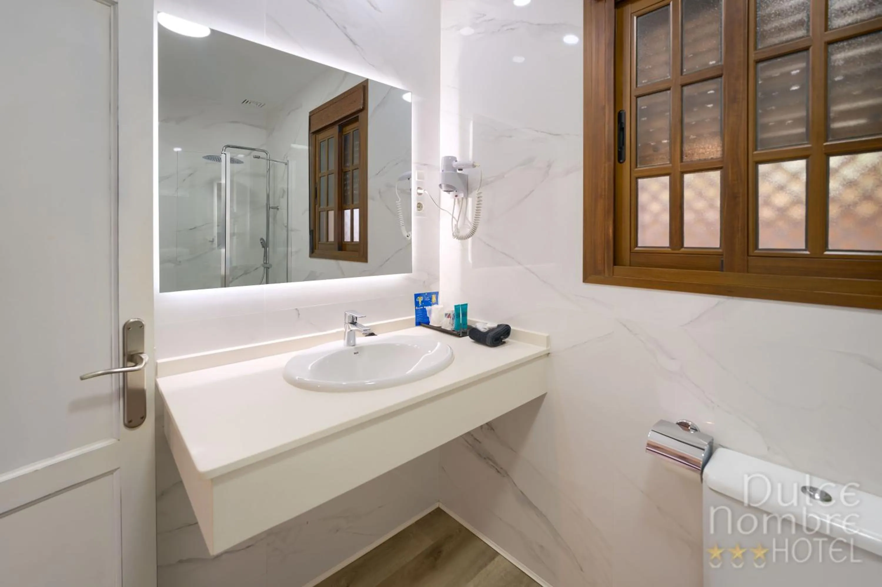 Bathroom in Dulce Nombre Hotel - Apartamentos