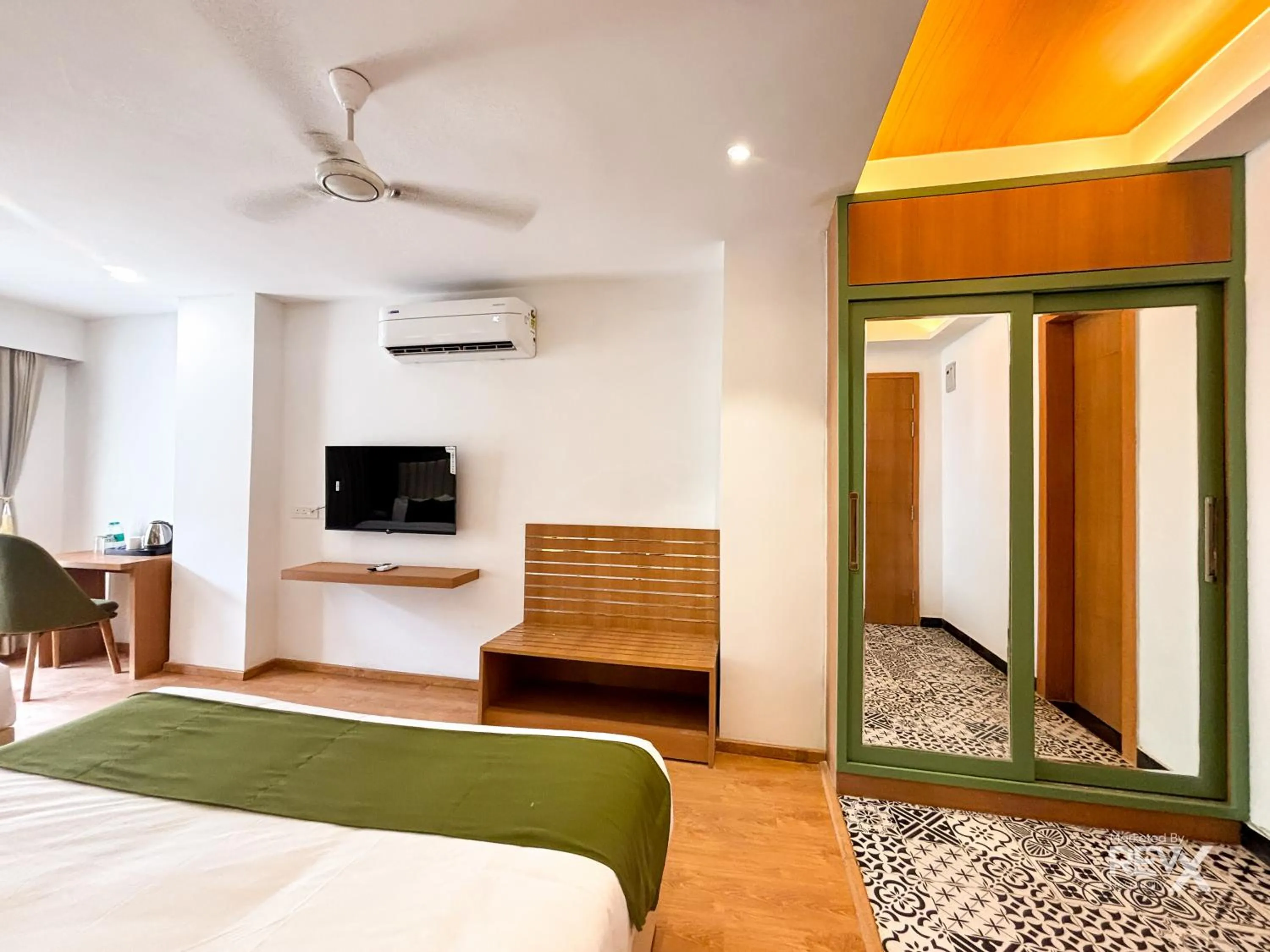 Bed in Oak Leaf Hotel