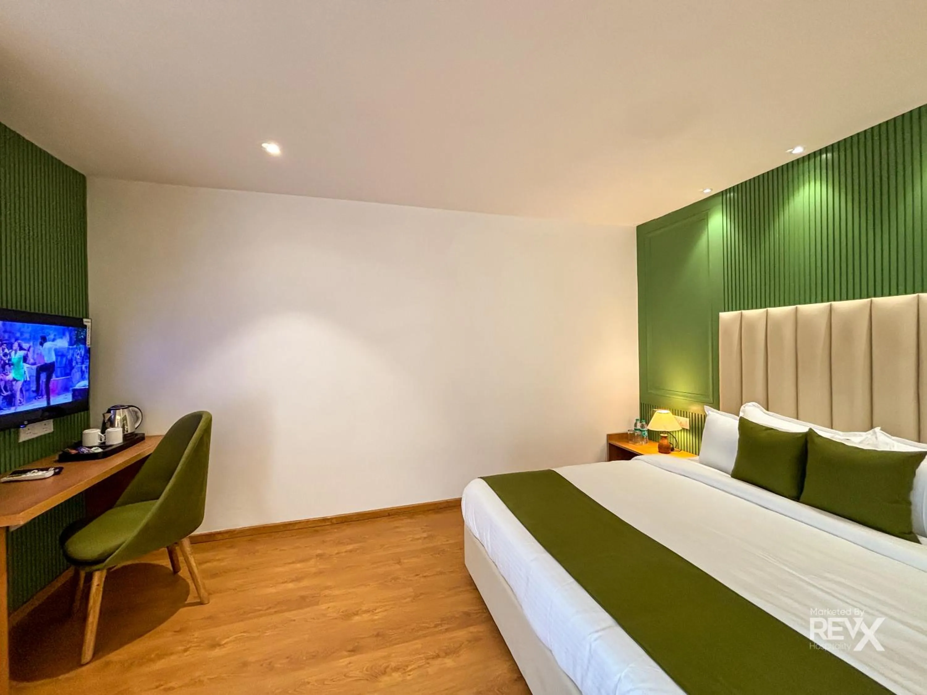 Bed in Oak Leaf Hotel