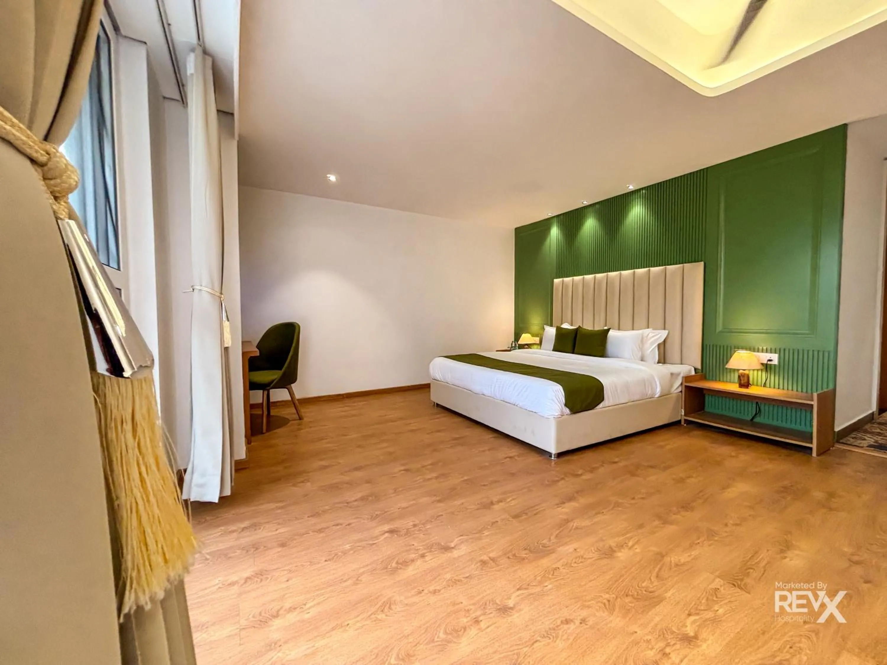 Bed in Oak Leaf Hotel