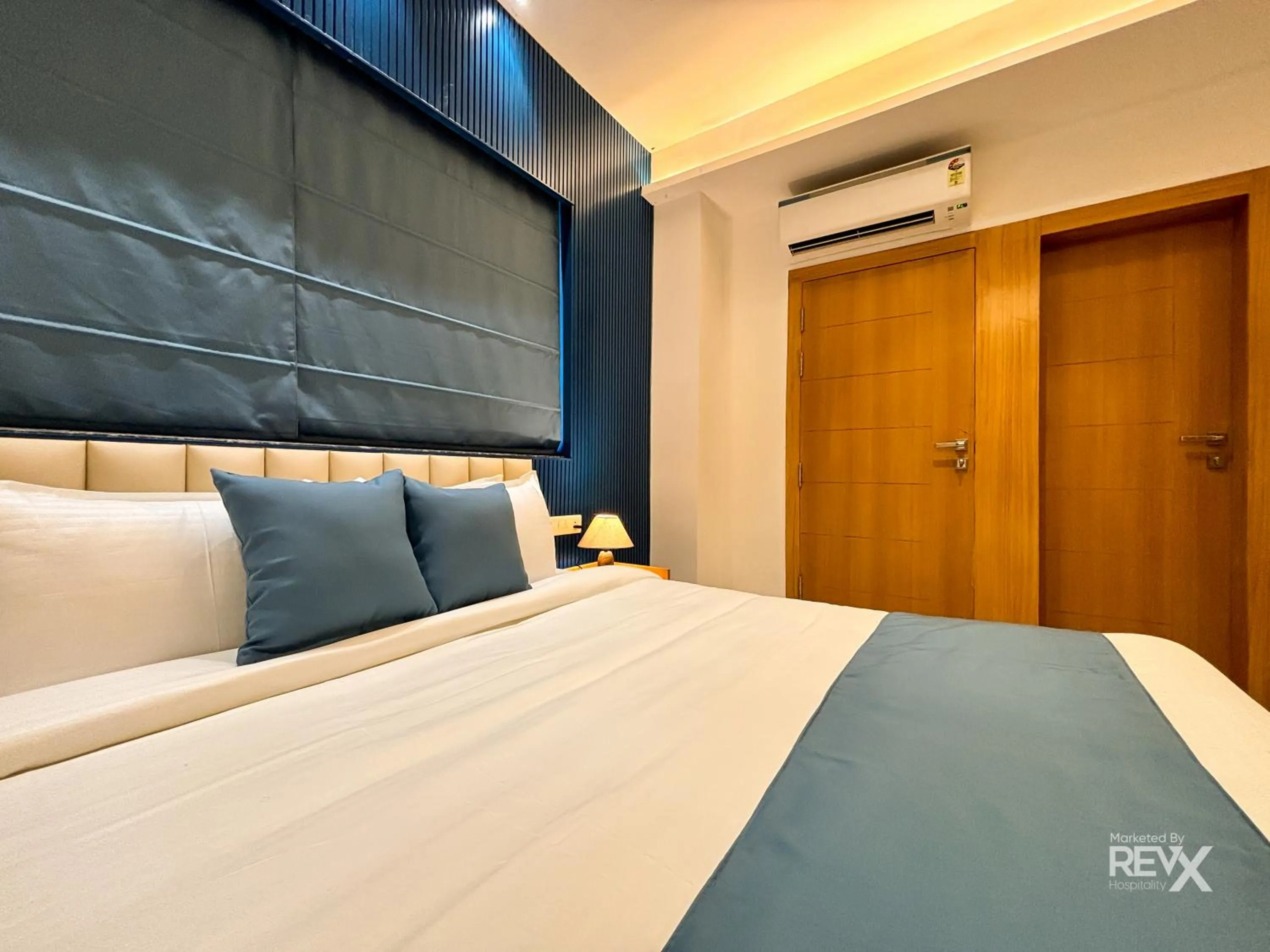 Bed in Oak Leaf Hotel