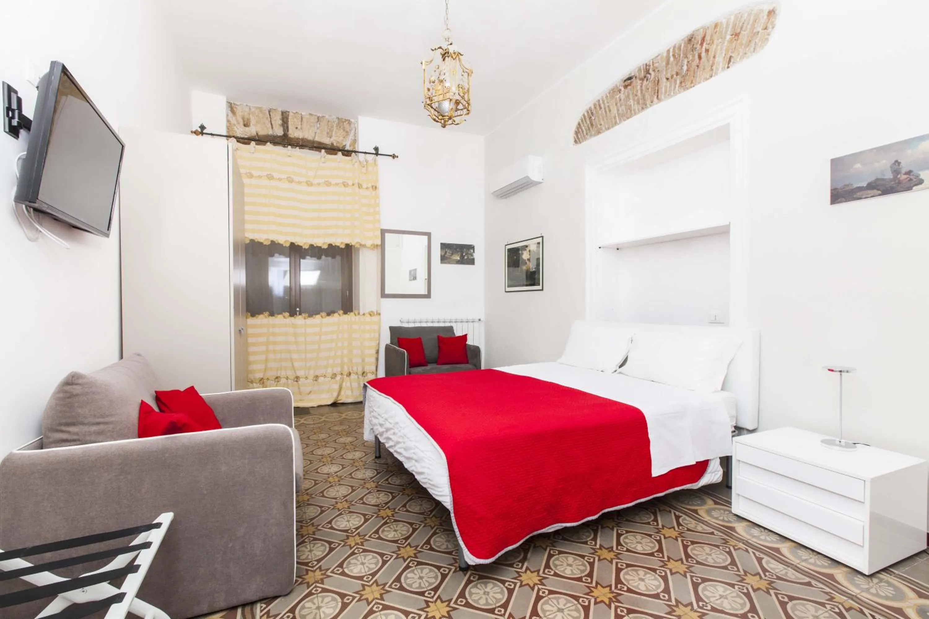 Decorative detail, Bed in B&B del Massimo