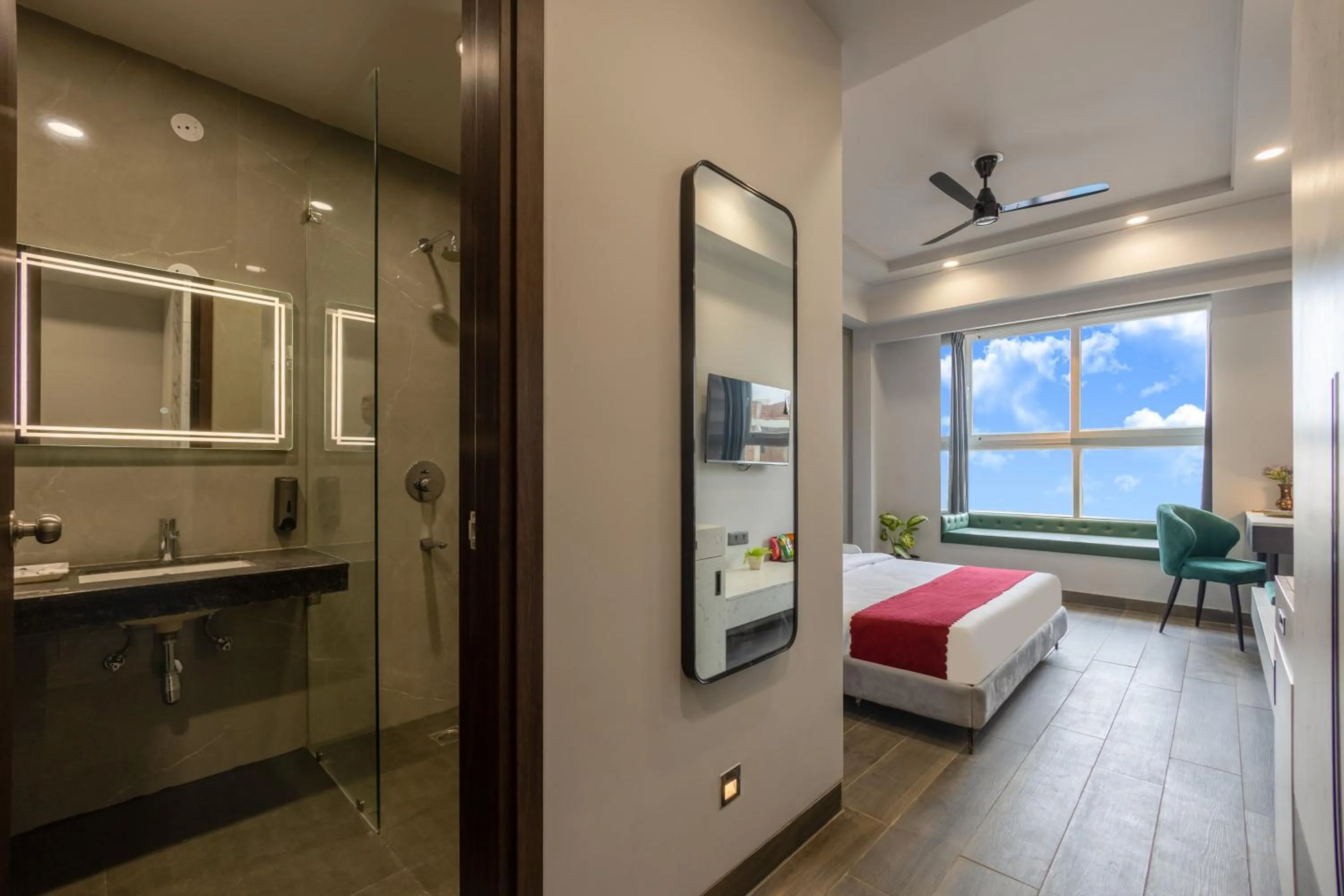 Photo of the whole room, Bed in One Stayz