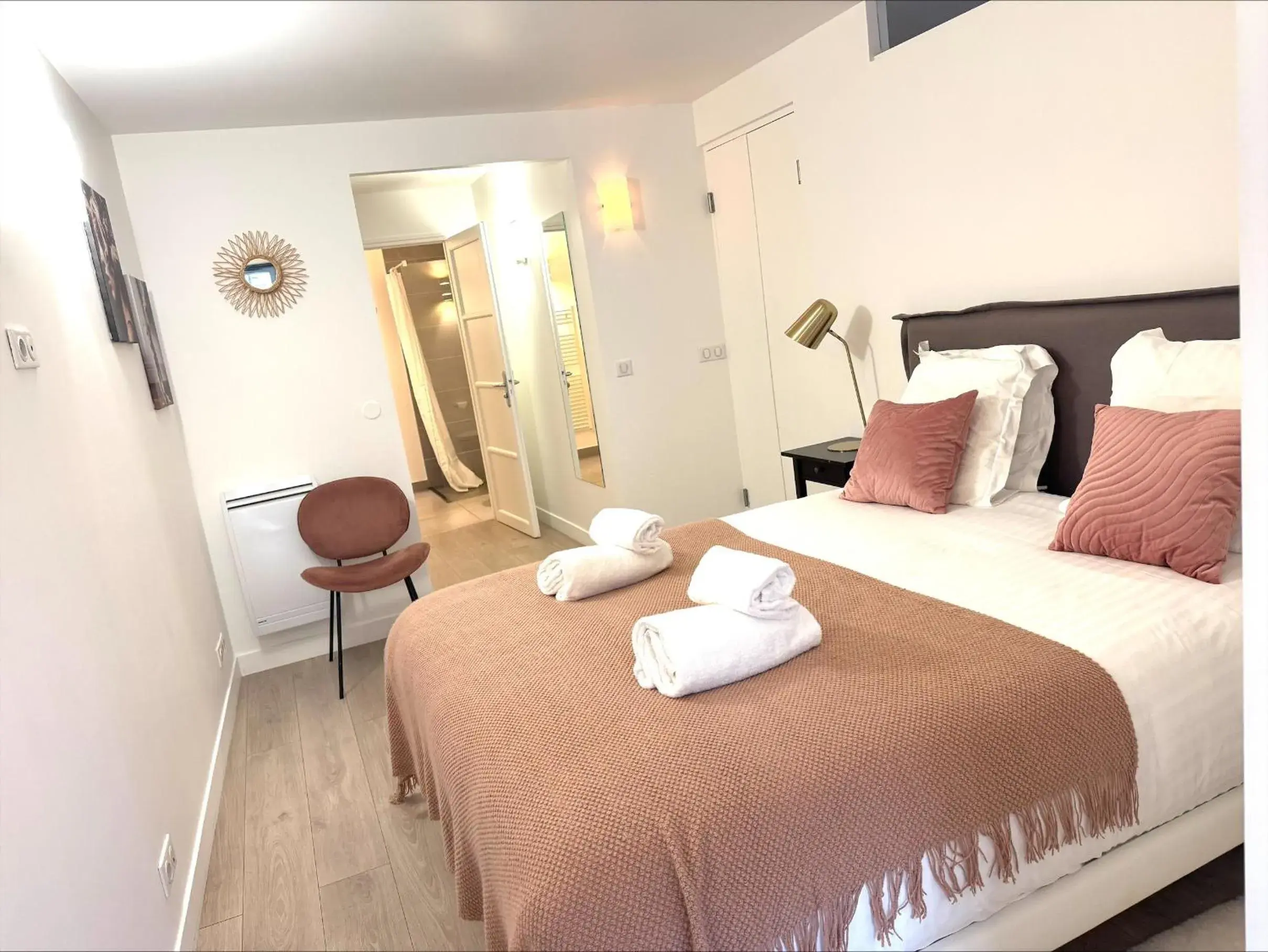 Bed in Appartements - Le Logis Versaillais Bed in Appartements - Le Logis Versaillais