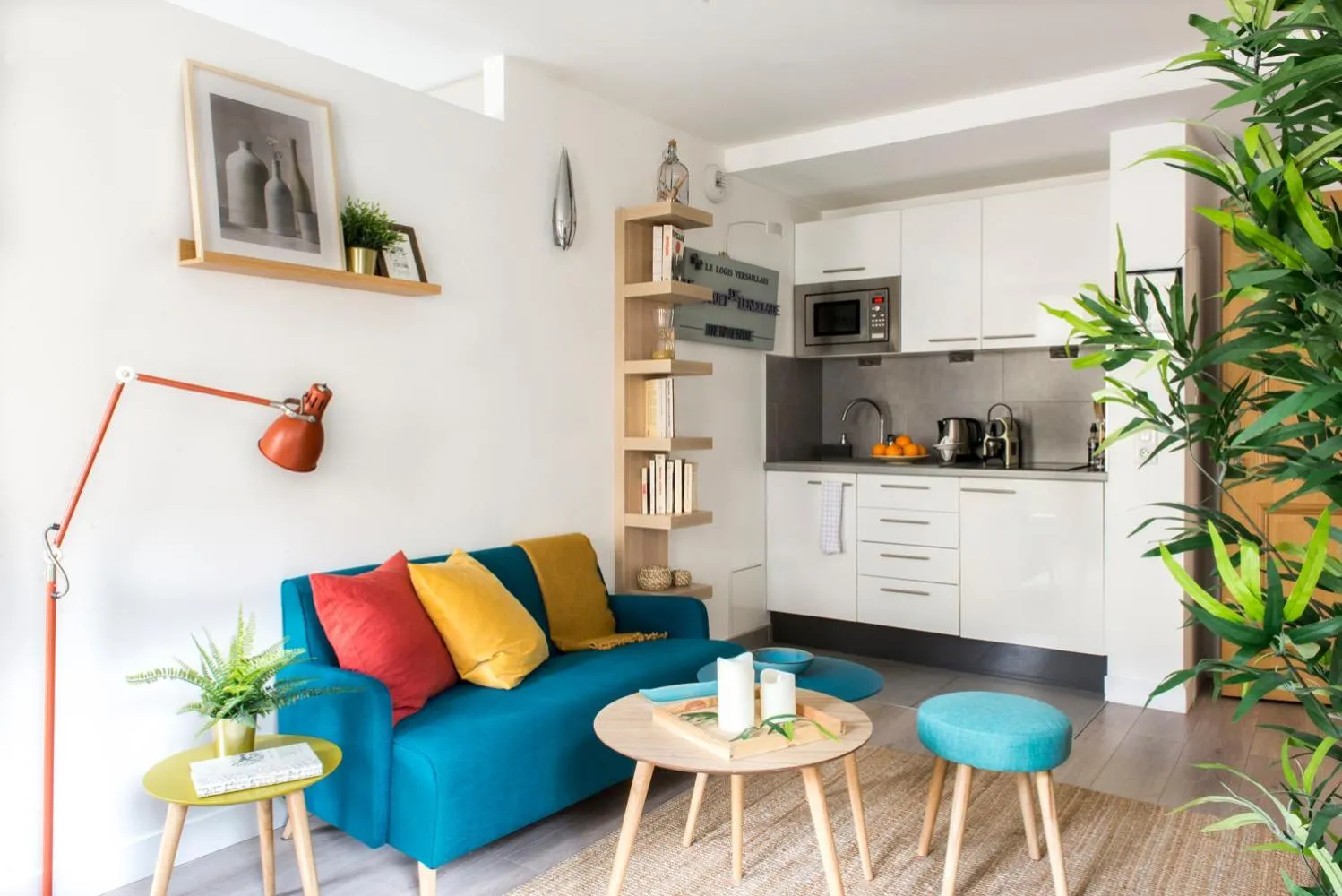 Kitchen or kitchenette in Appartements - Le Logis Versaillais