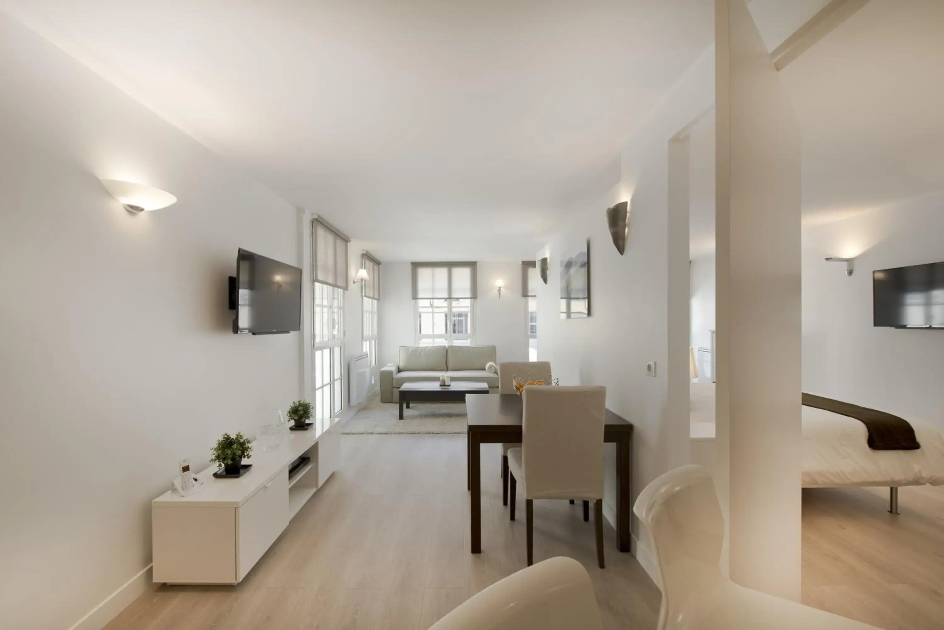 Photo of the whole room in Appartements - Le Logis Versaillais Photo of the whole room in Appartements - Le Logis Versaillais