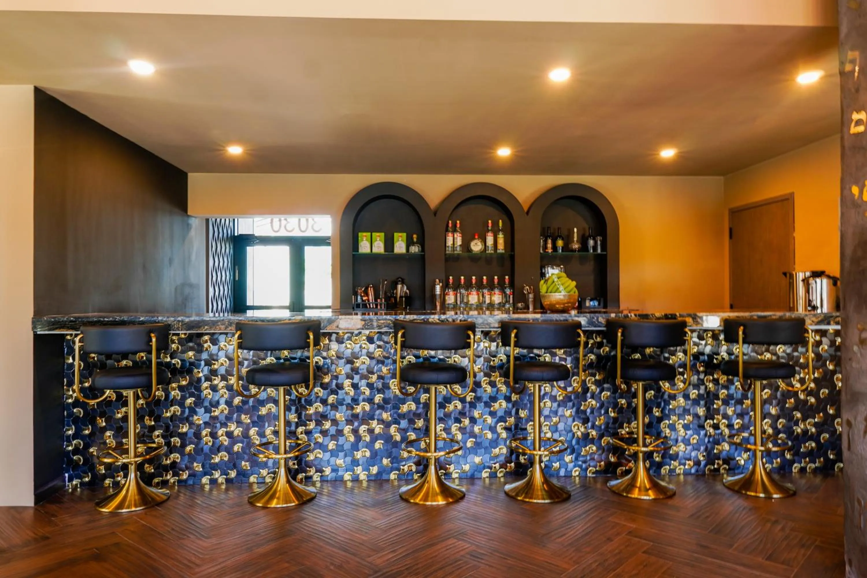 Lounge or bar in Barley House Hotel, Trademark Collection by Wyndham