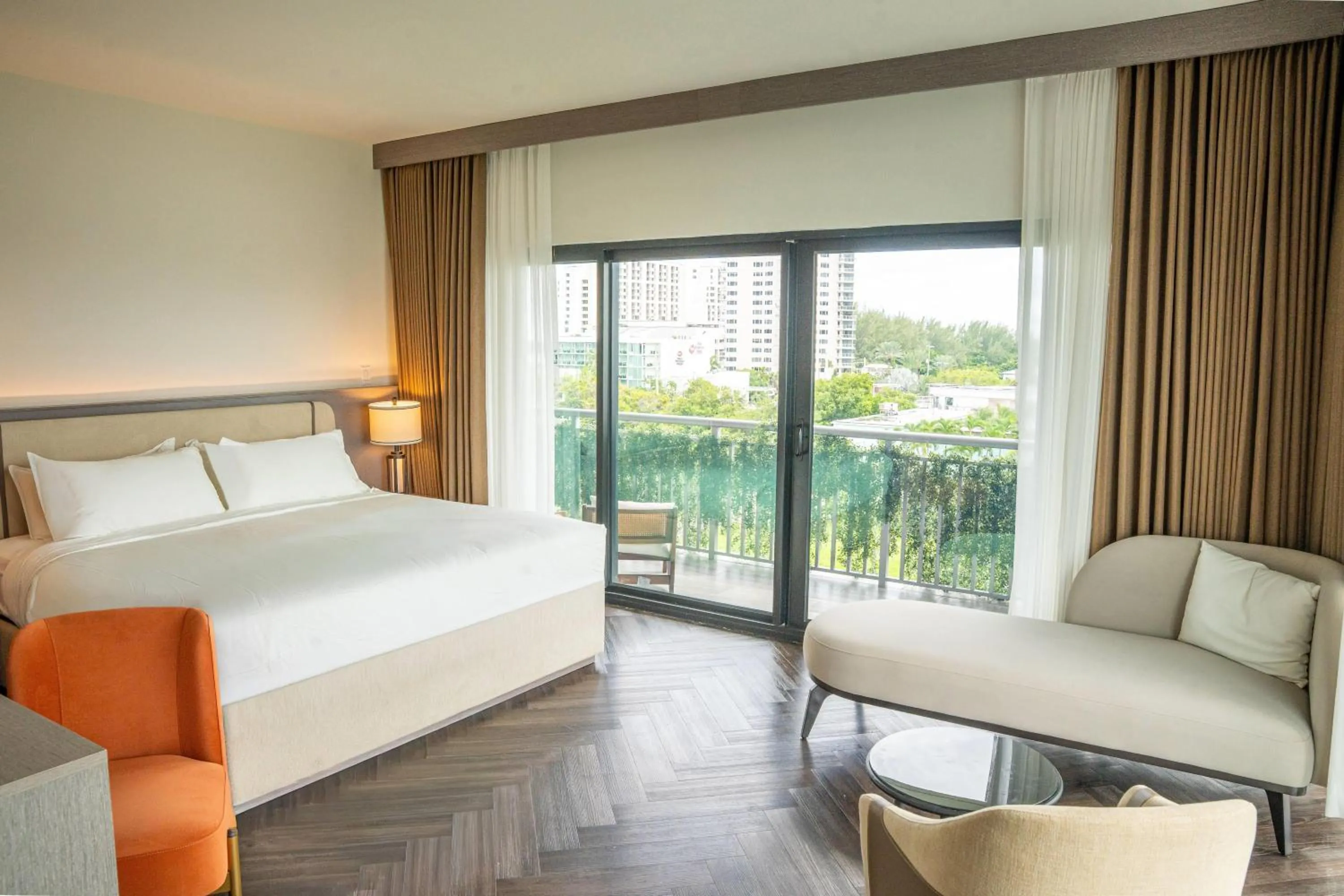 Photo of the whole room, Bed in Barley House Hotel, Trademark Collection by Wyndham