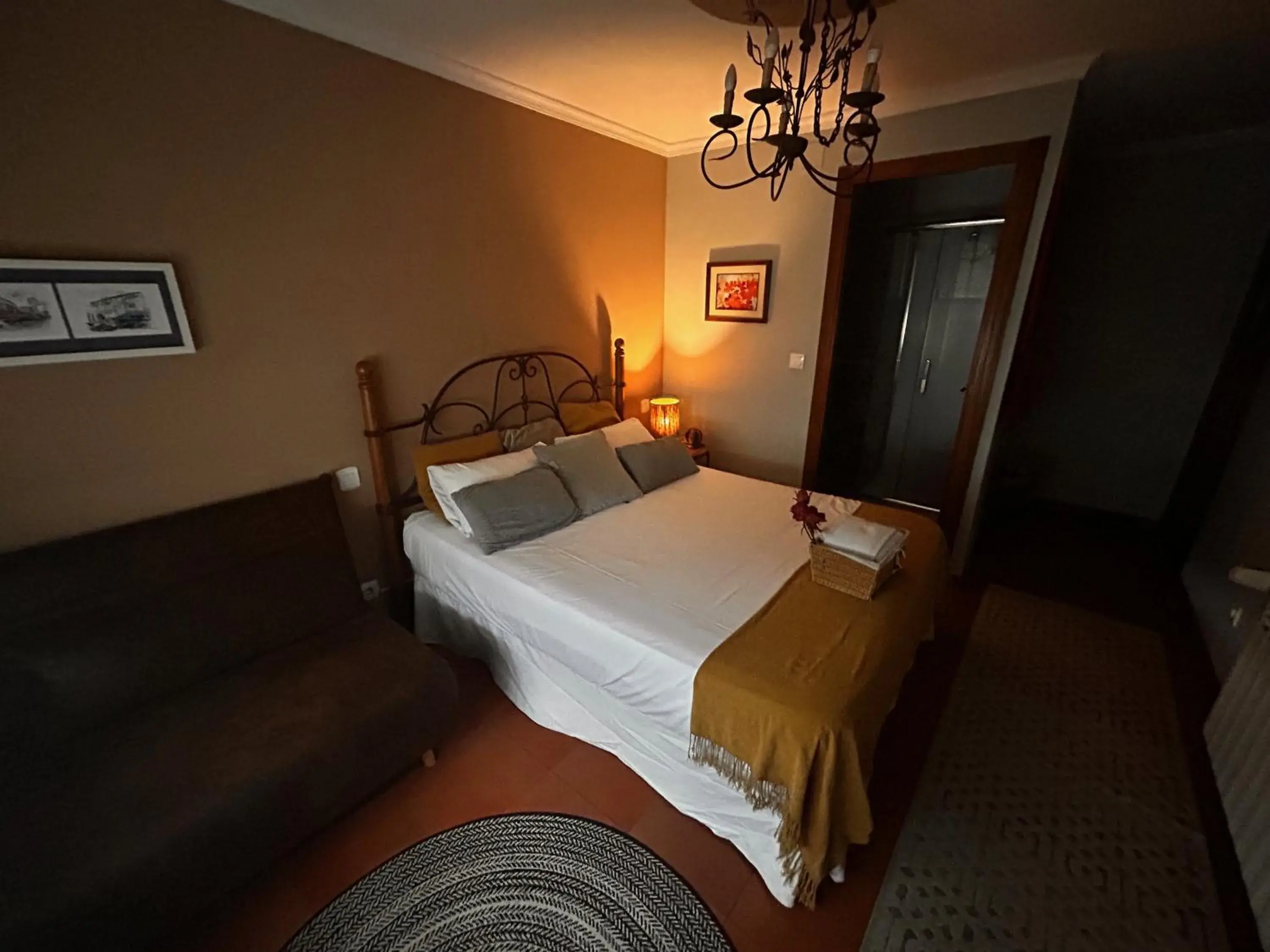 Triple Room with Private Bathroom - single occupancy in Hostal Casa San Nicolas Triple Room with Private Bathroom - single occupancy in Hostal Casa San Nicolas