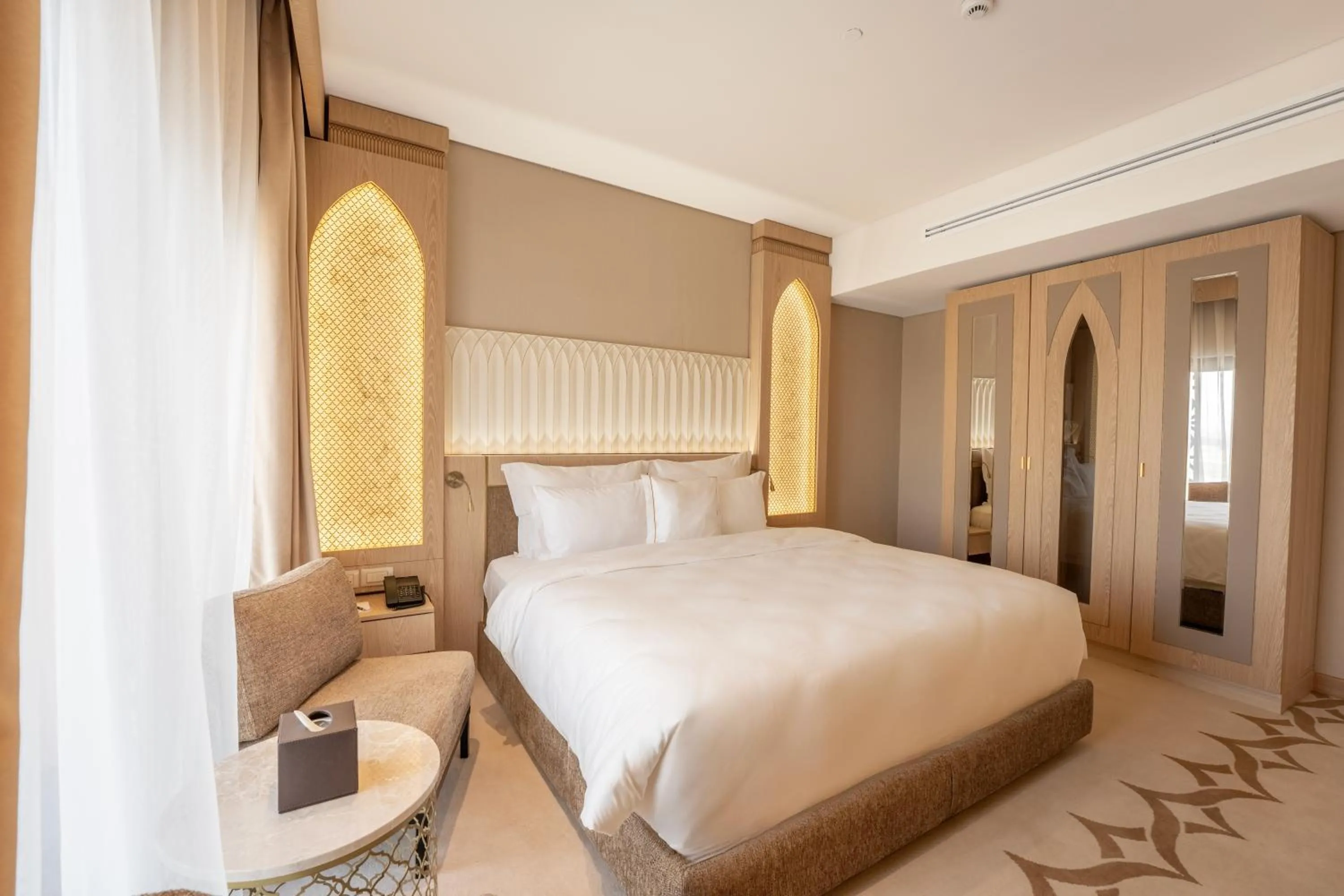 Bedroom, Bed in World Heart Hotel
