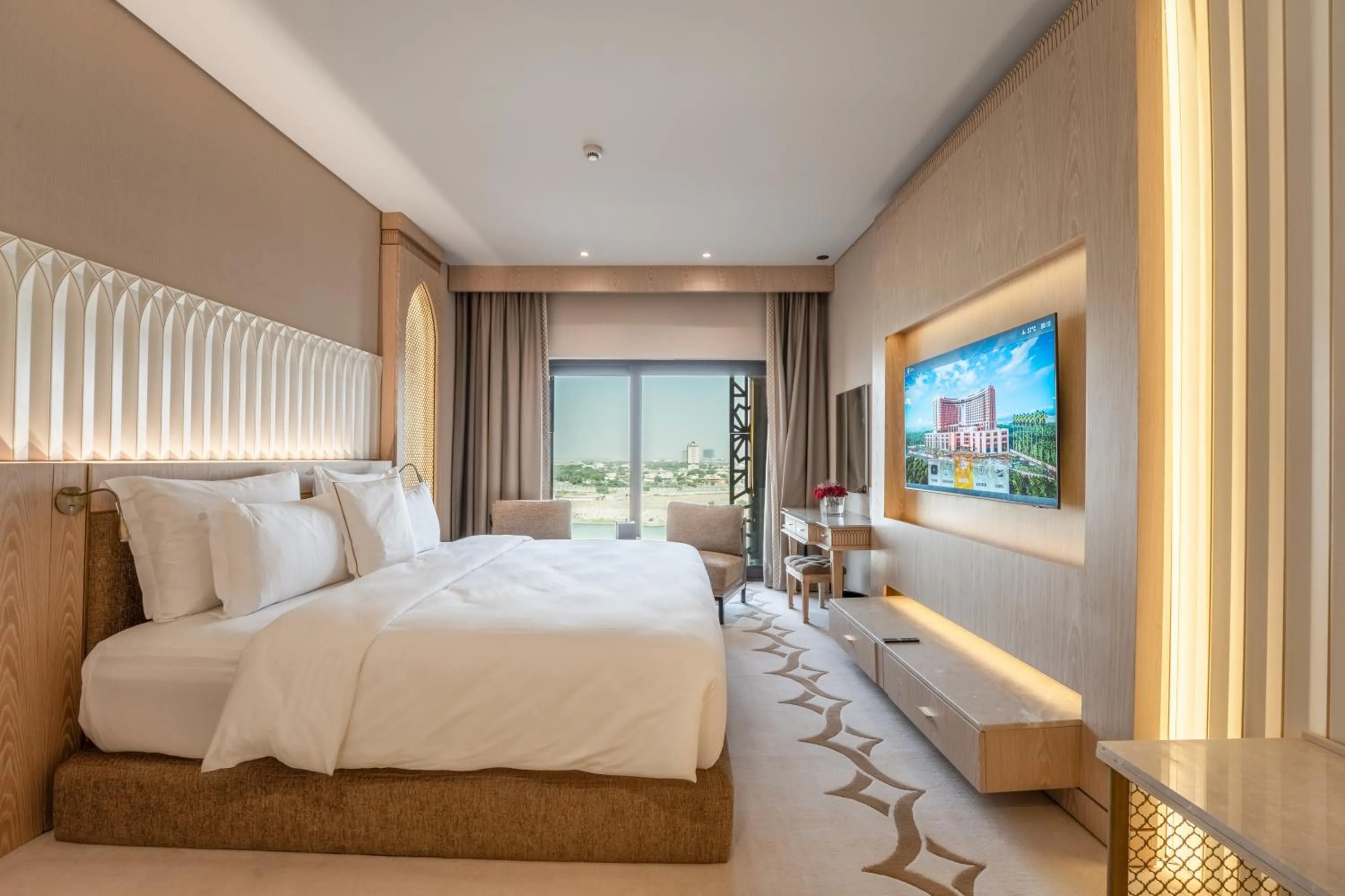 Bedroom, Bed in World Heart Hotel