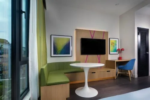 The Artful Way Hotel
