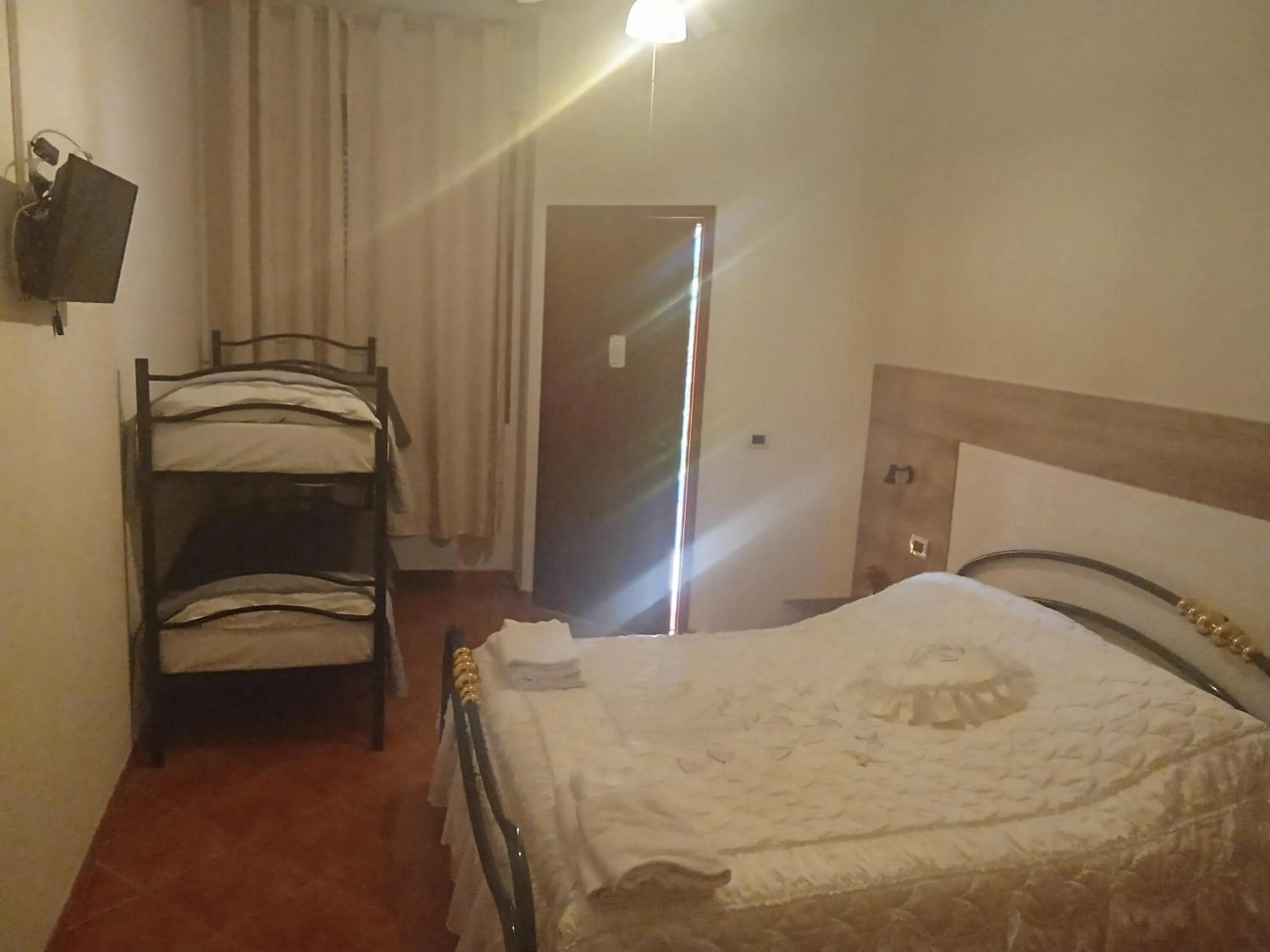 Quadruple Room - single occupancy in Hotel MonteMorello