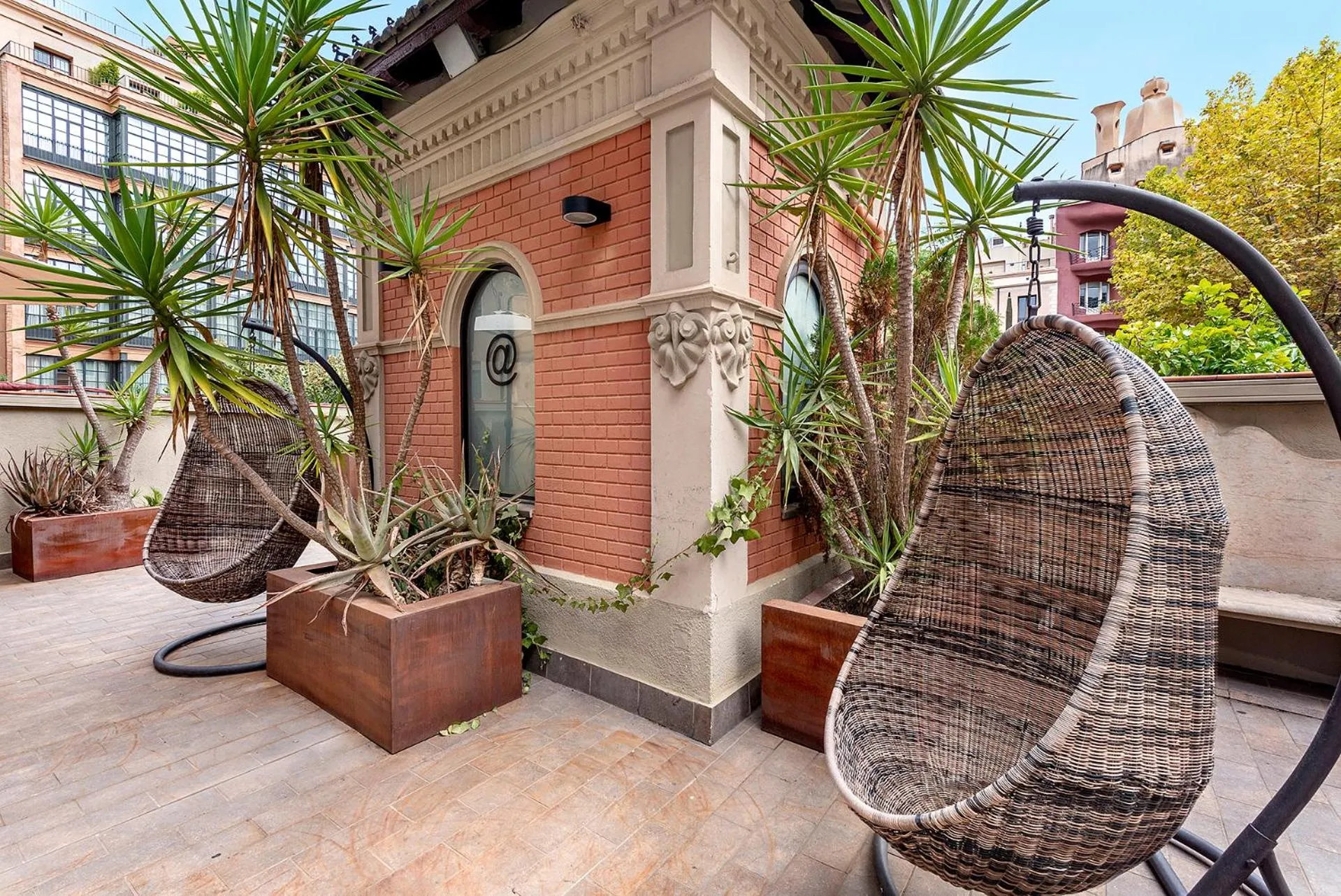 Property building in Limonaia