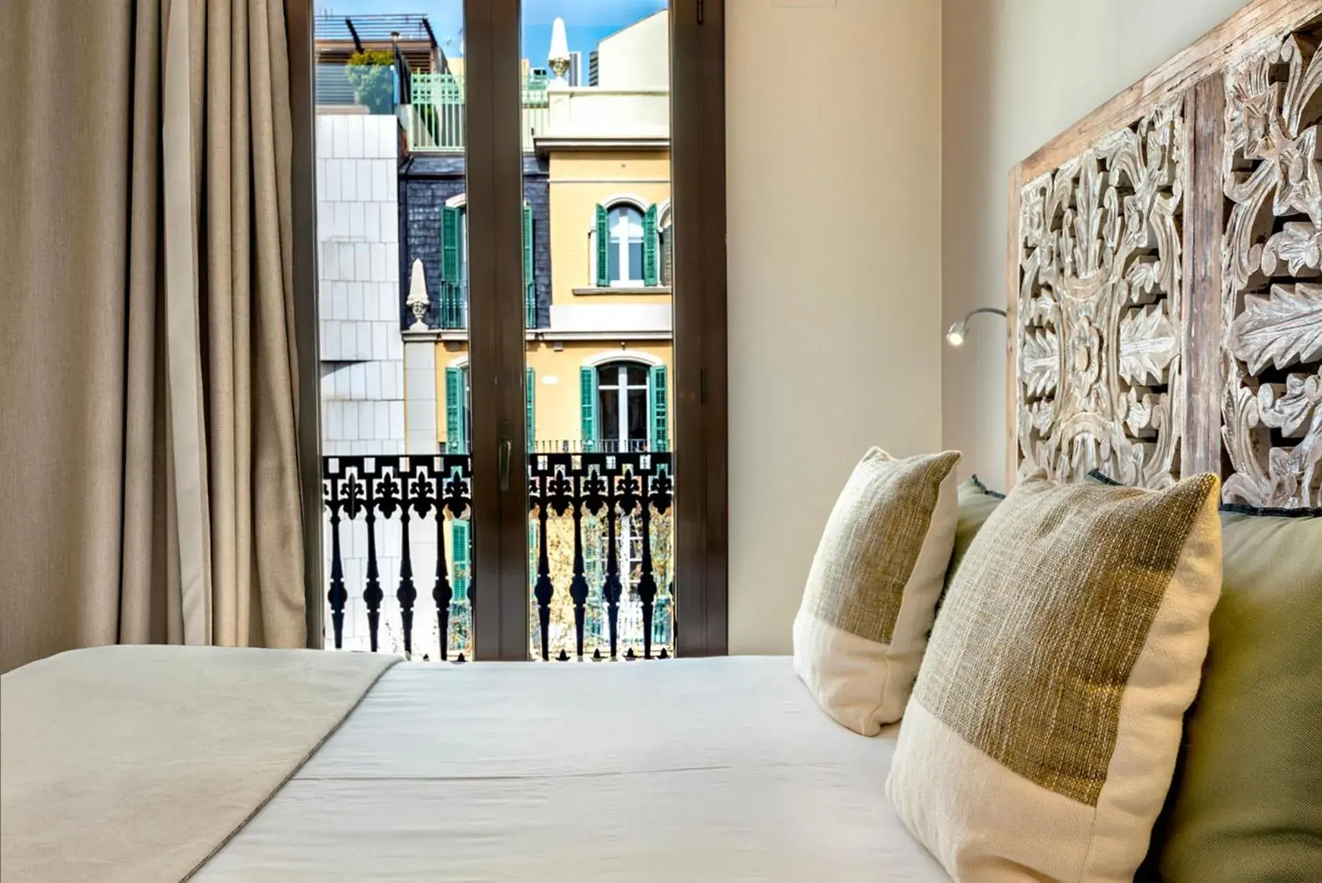 City view, Bed in Limonaia City view, Bed in Limonaia