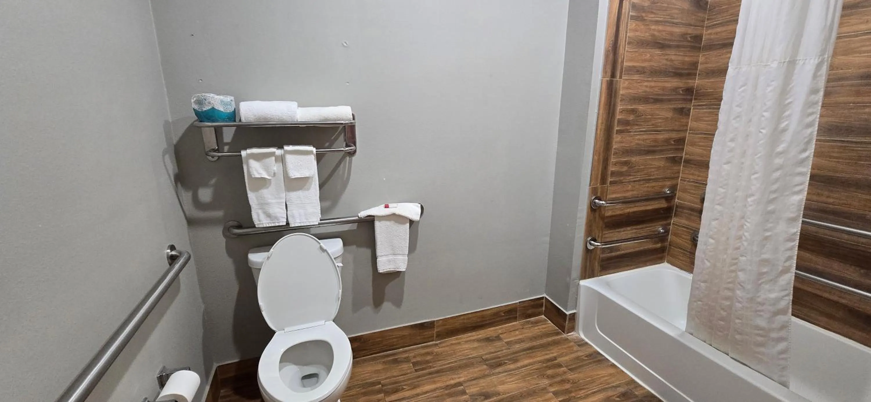 Toilet in Super 8 by Wyndham Carrizo Springs