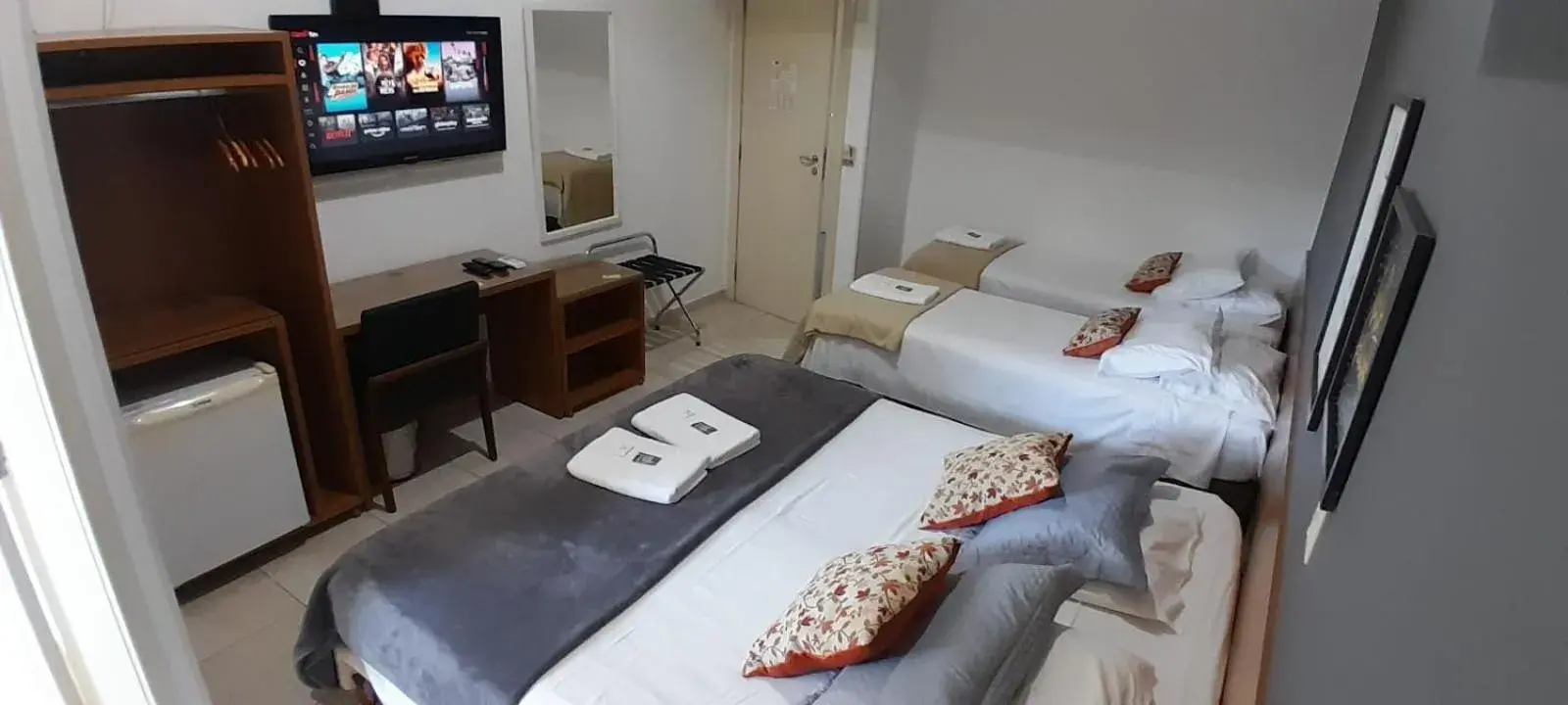 Family Room in Camboinhas Beach Pousada Family Room in Camboinhas Beach Pousada