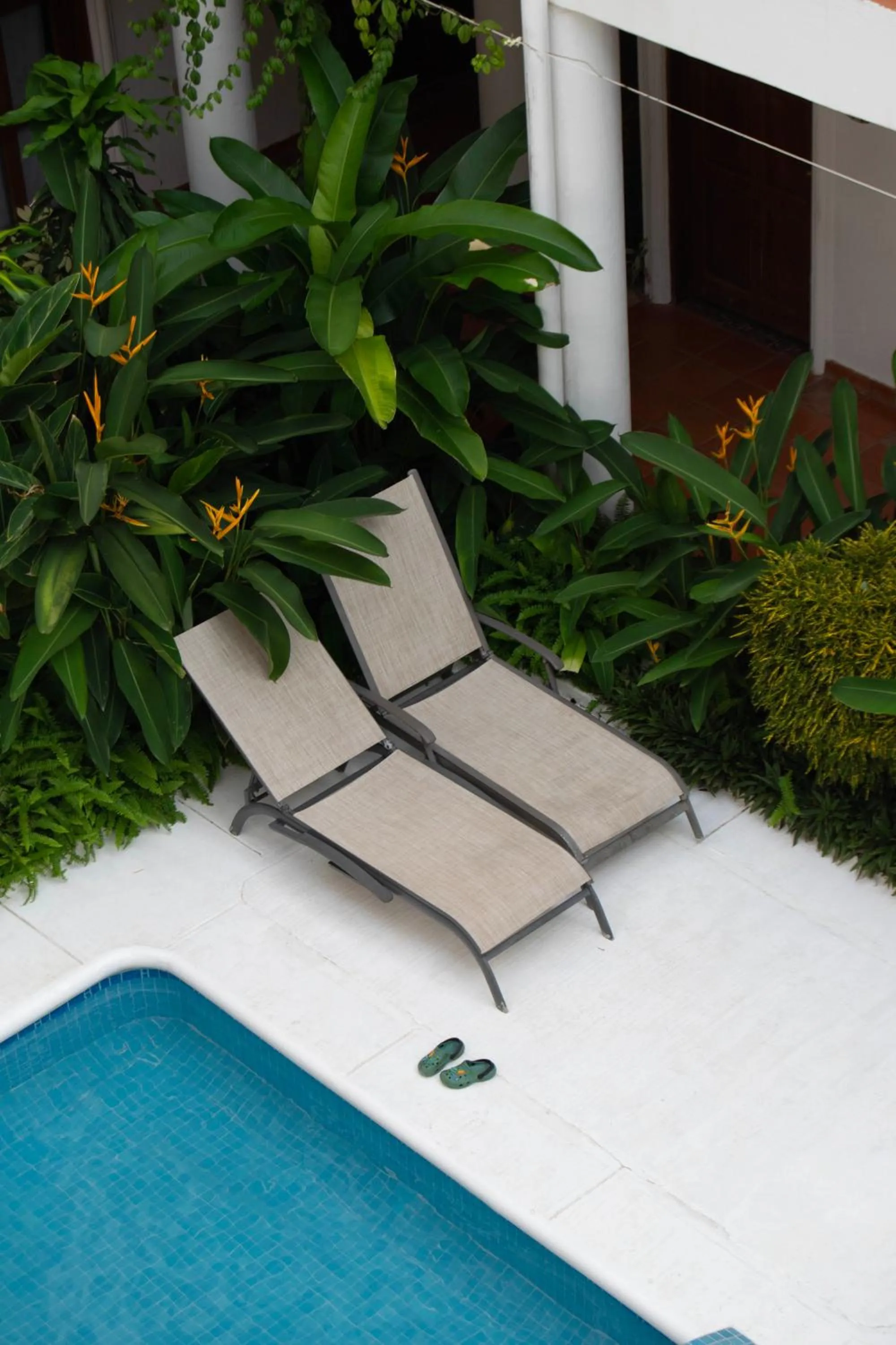 Swimming pool in Hotelito Los Sueños