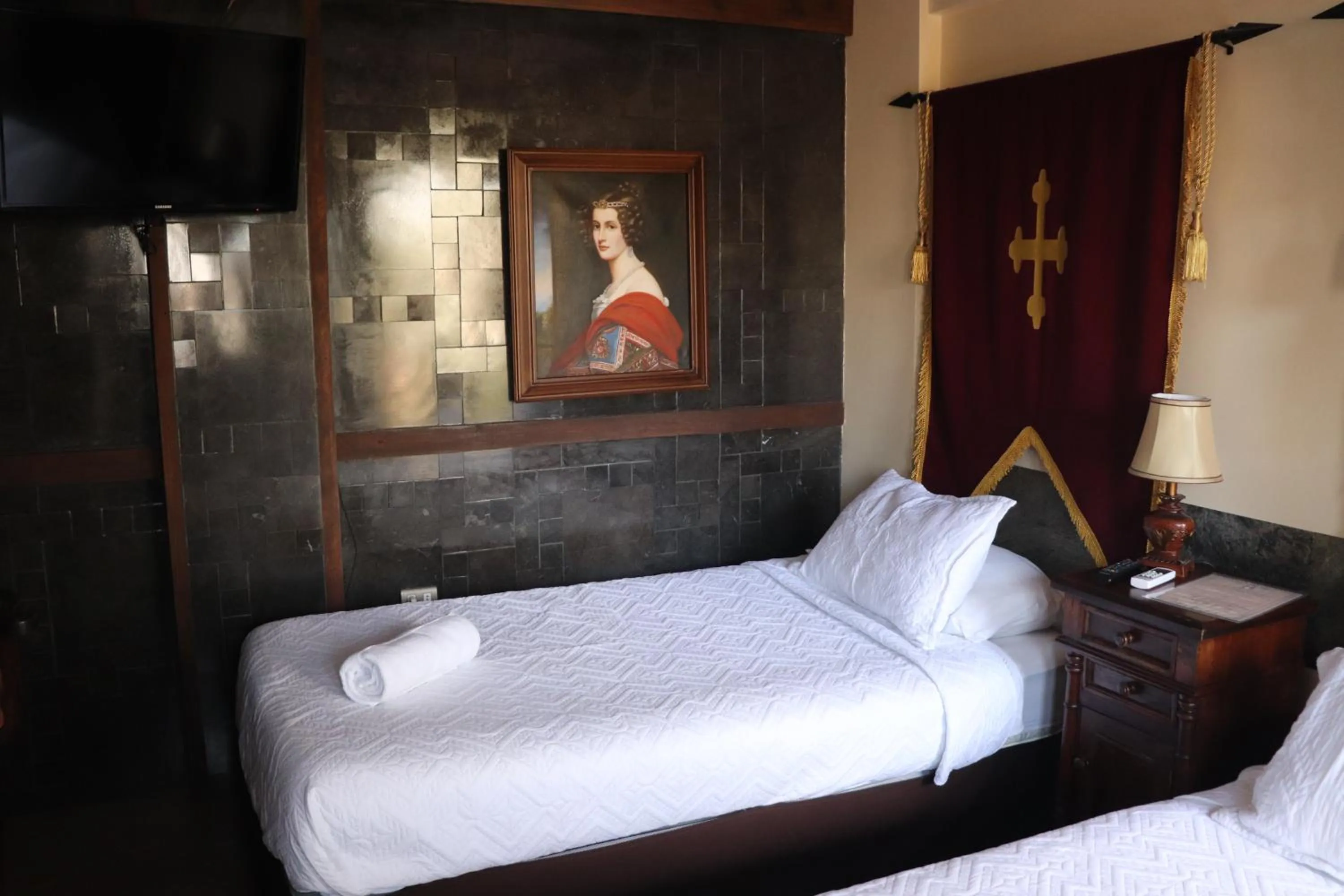 Photo of the whole room, Bed in Castillo Medieval