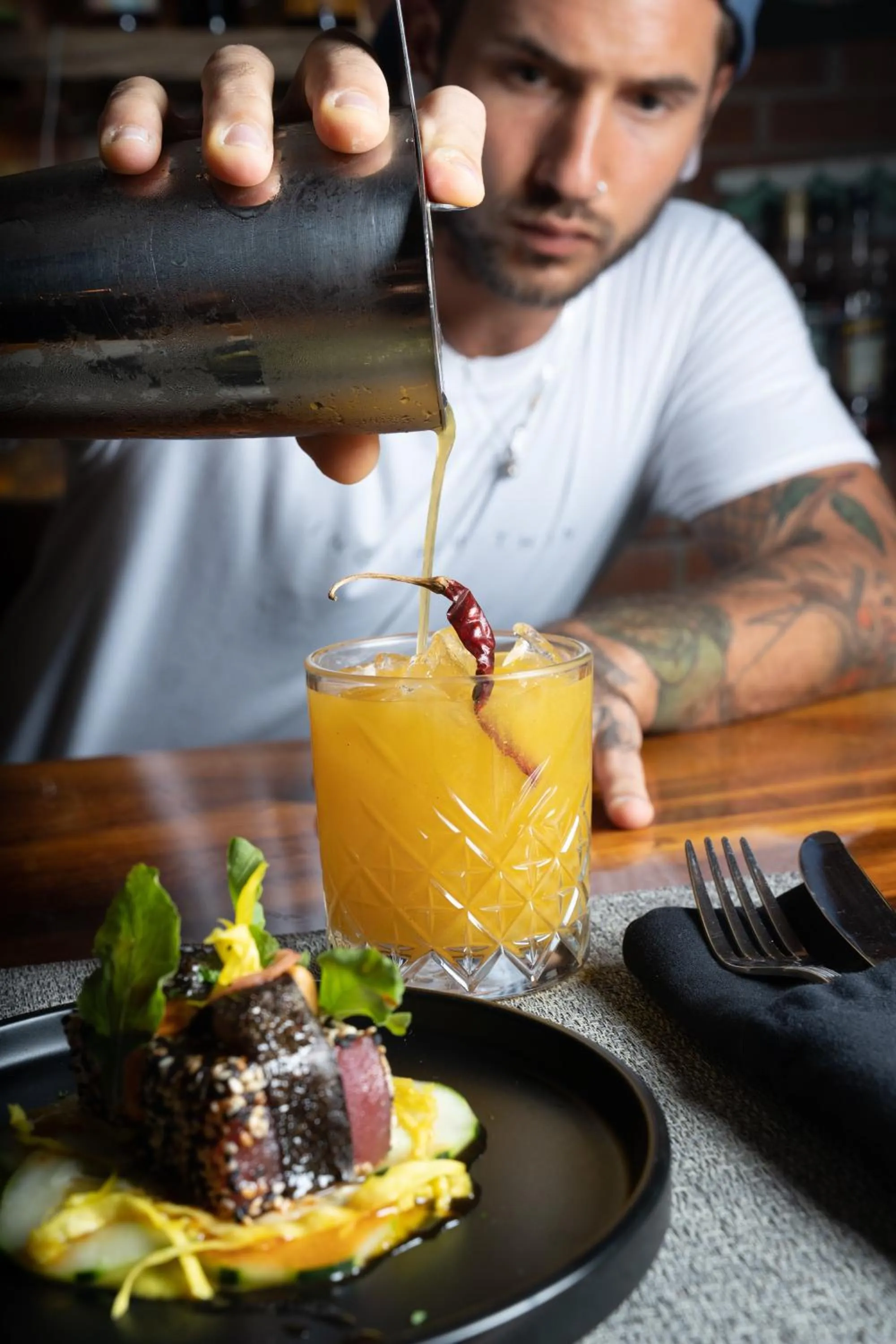 Food and drinks in Sansara Surf Yoga & Resort