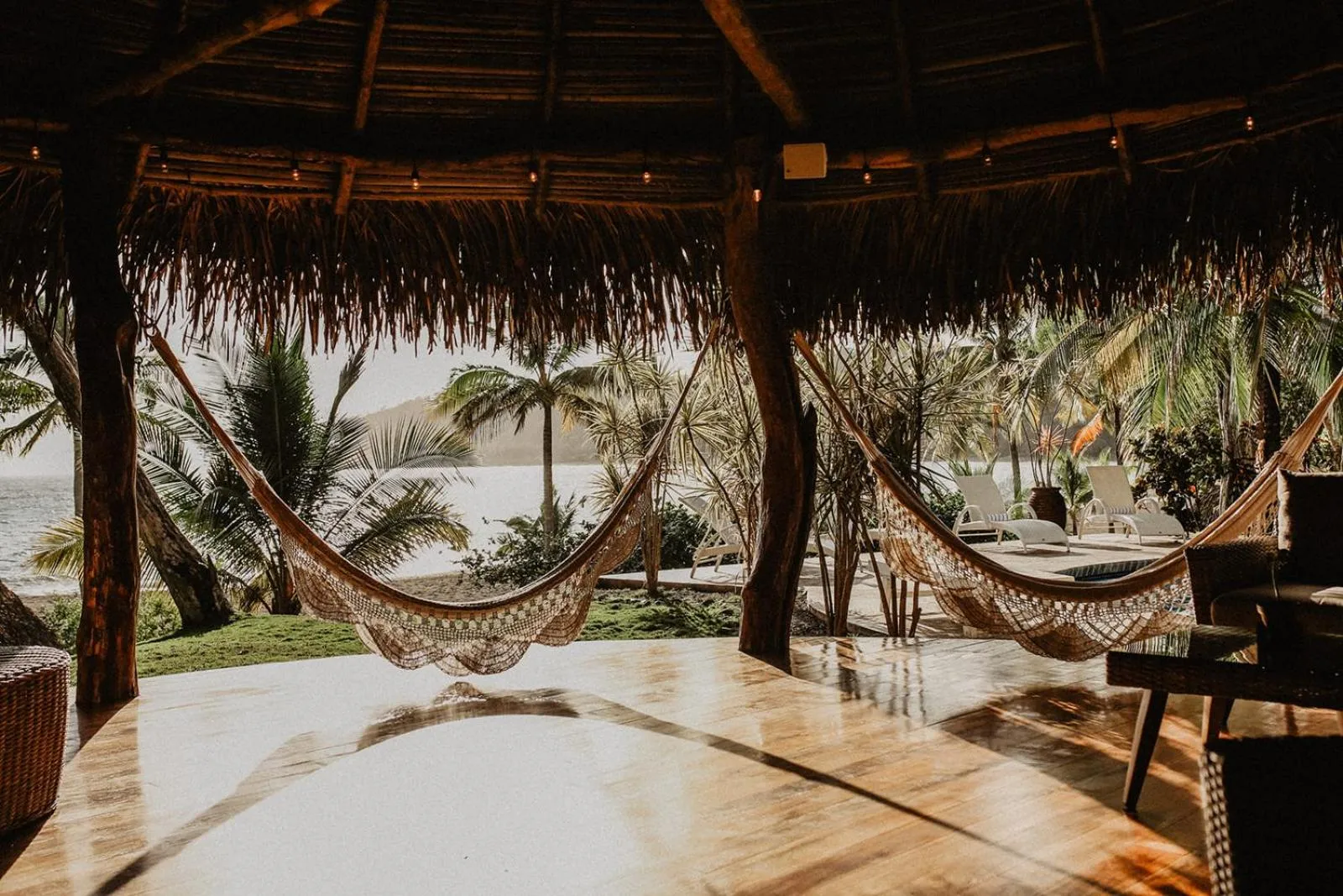 Living room in Sansara Surf Yoga & Resort