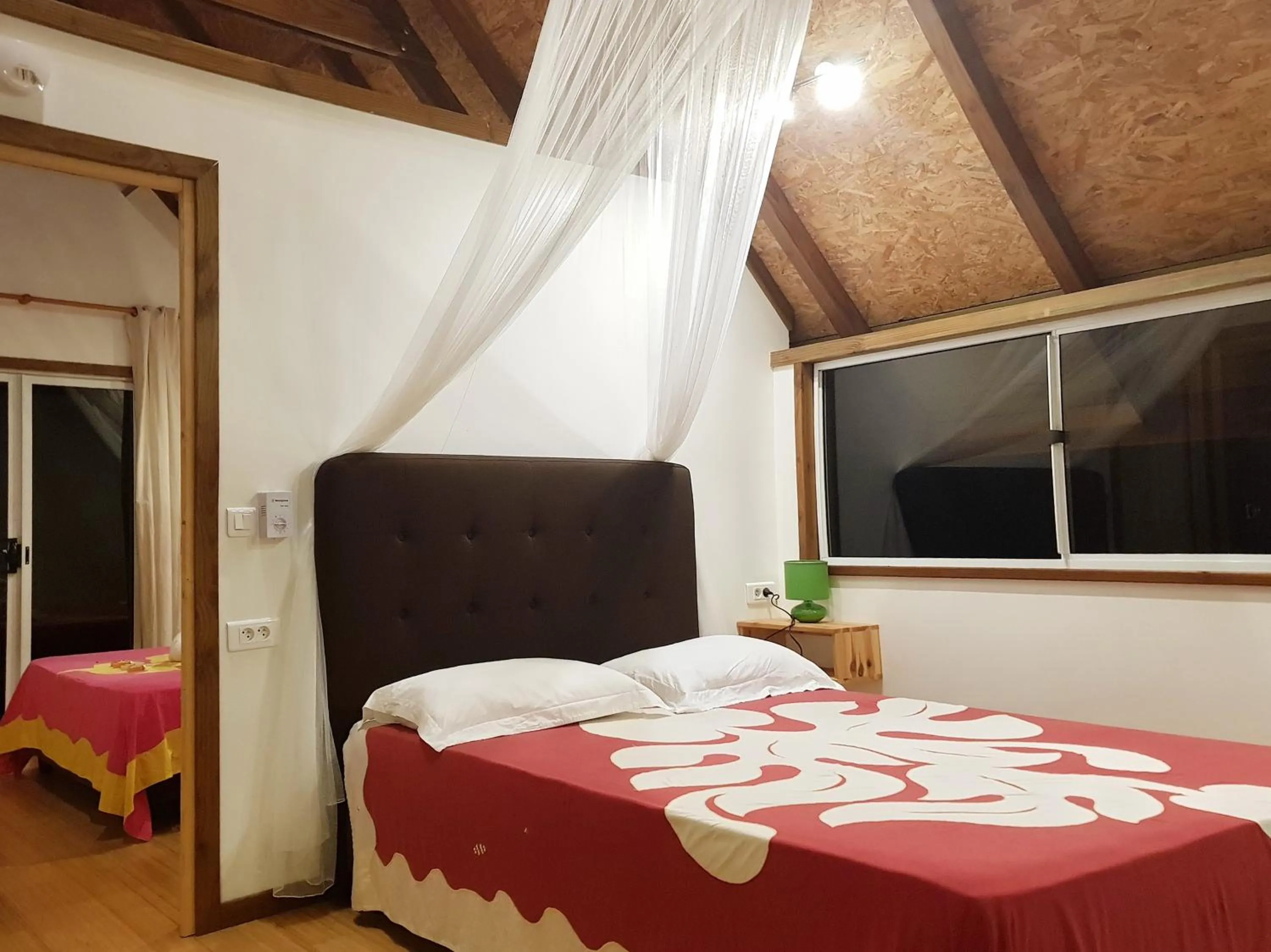 Bed in Pension Les Trois Cascades