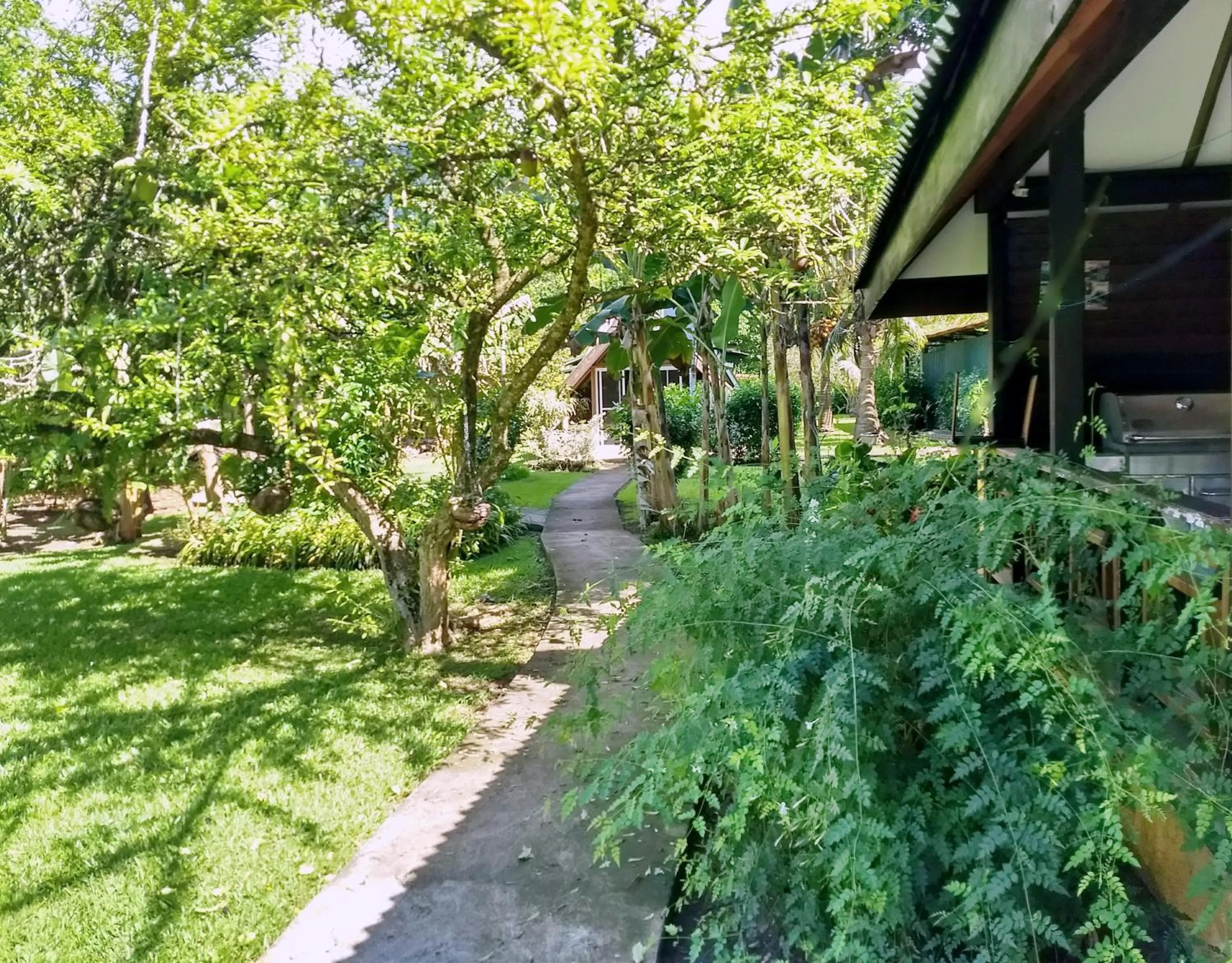Garden in Pension Les Trois Cascades