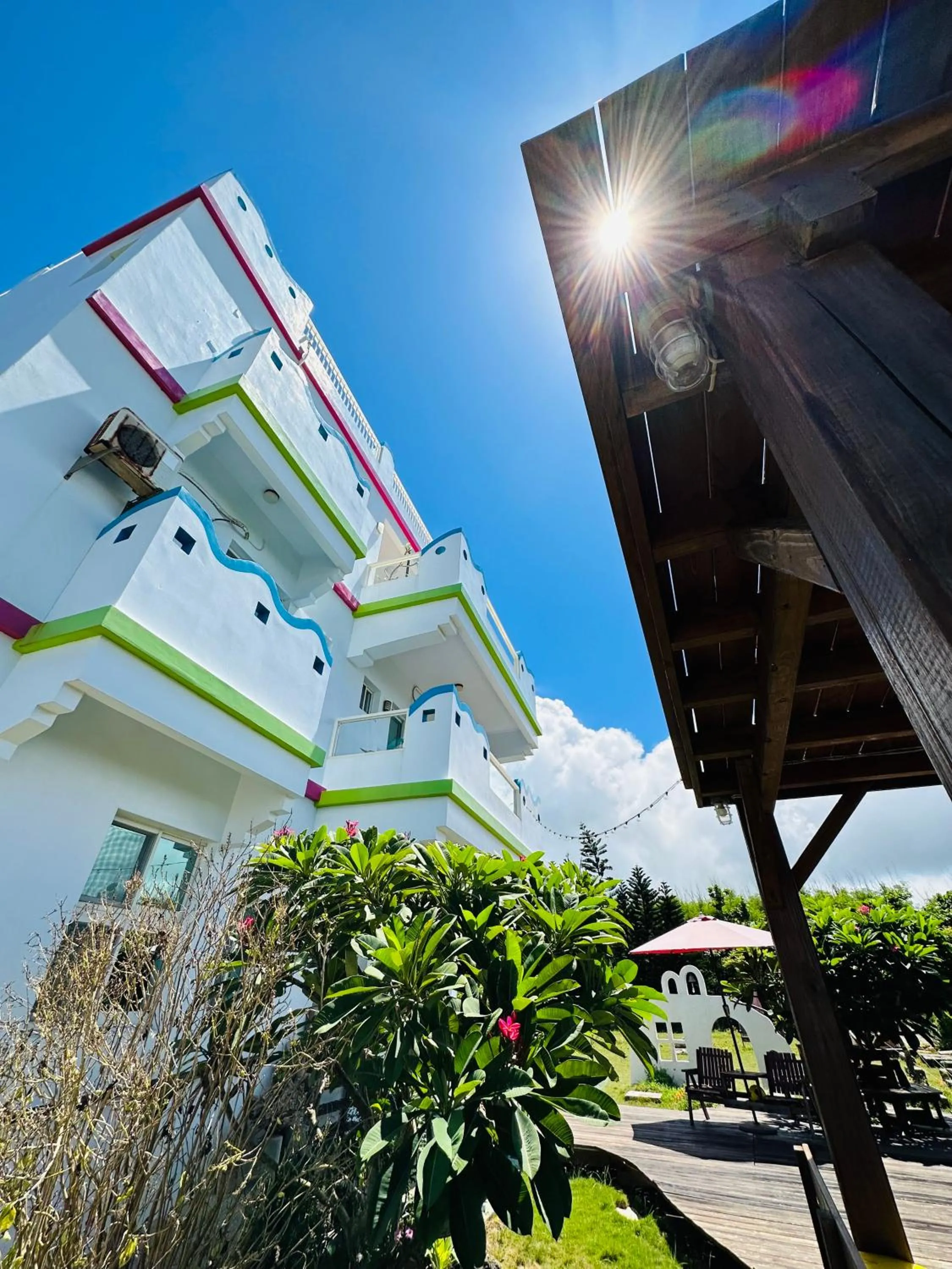 Property building in Yurong B&B