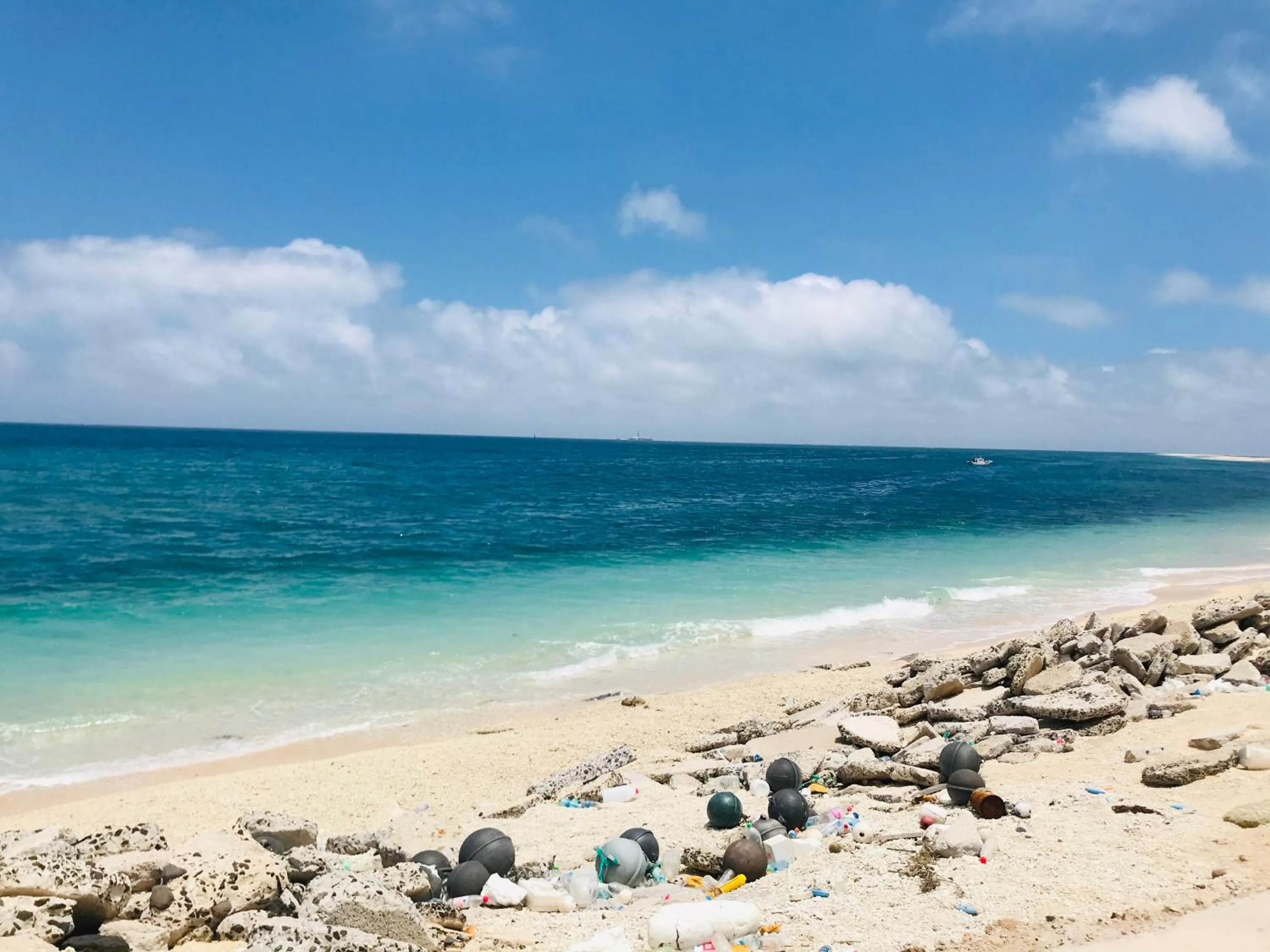 Beach in Yurong B&B