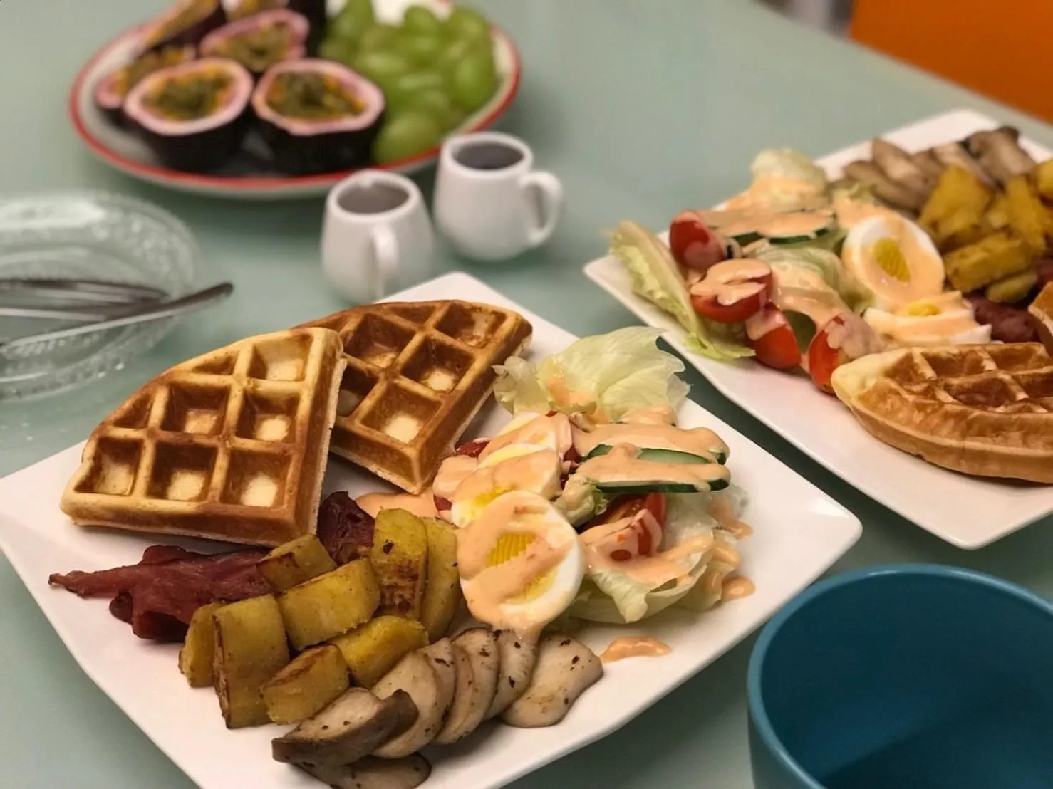 Breakfast in Yurong B&B