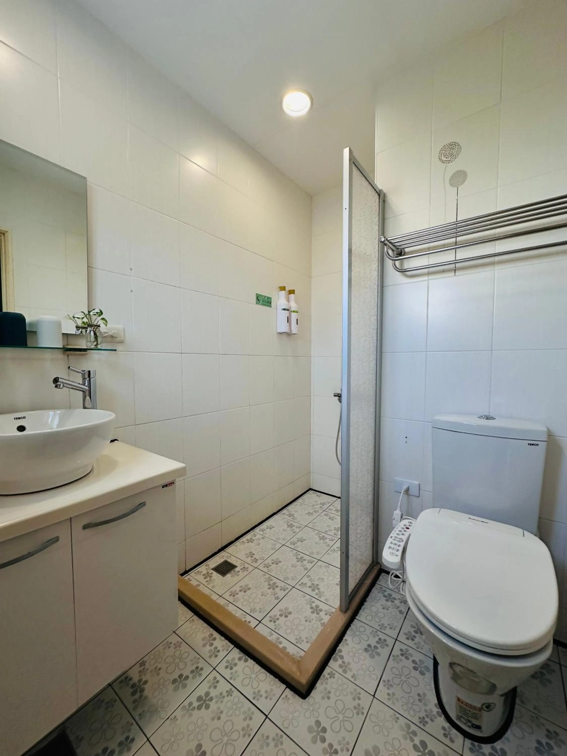 Toilet in Yurong B&B