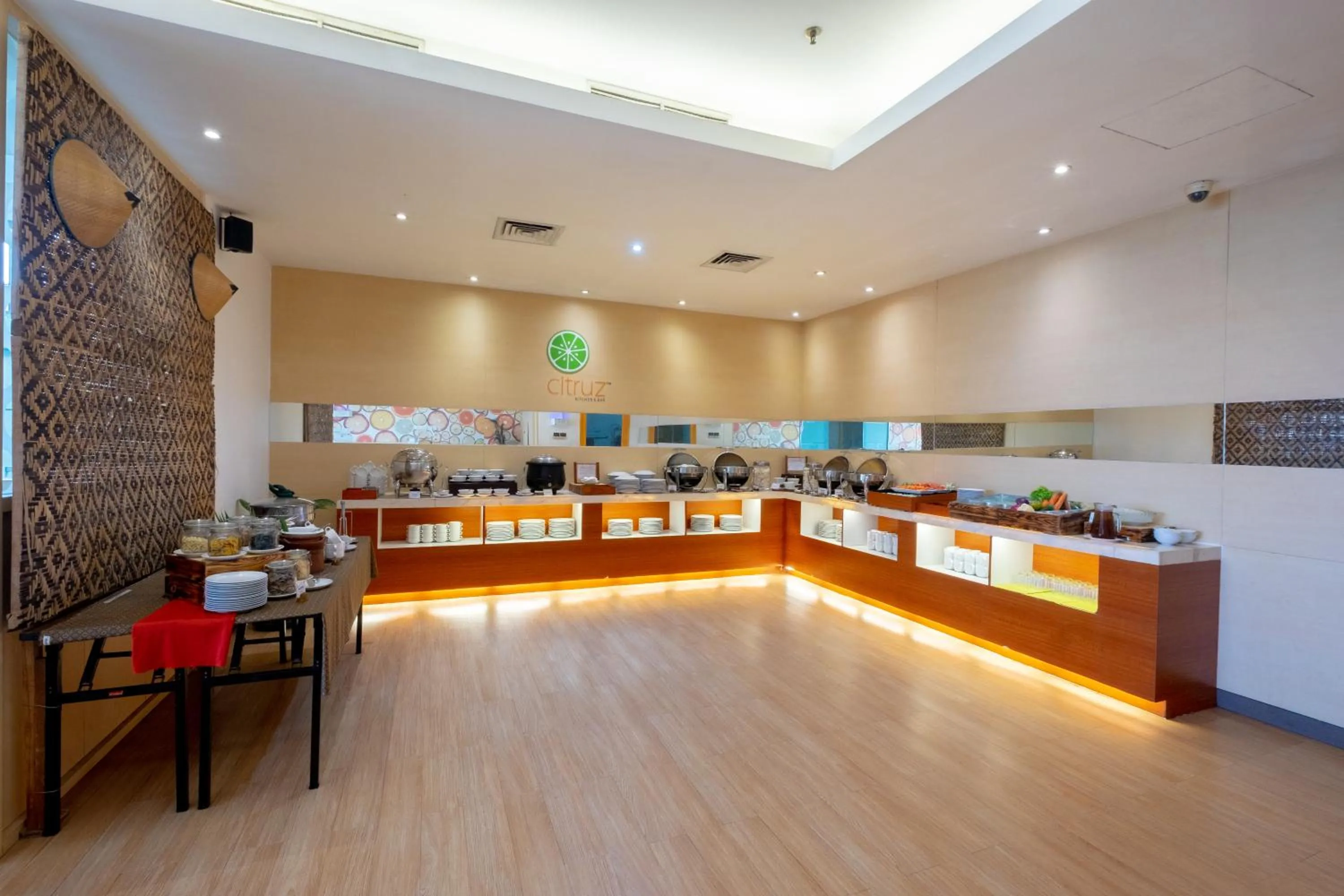 Zest Jemursari by Swiss-Belhotel International