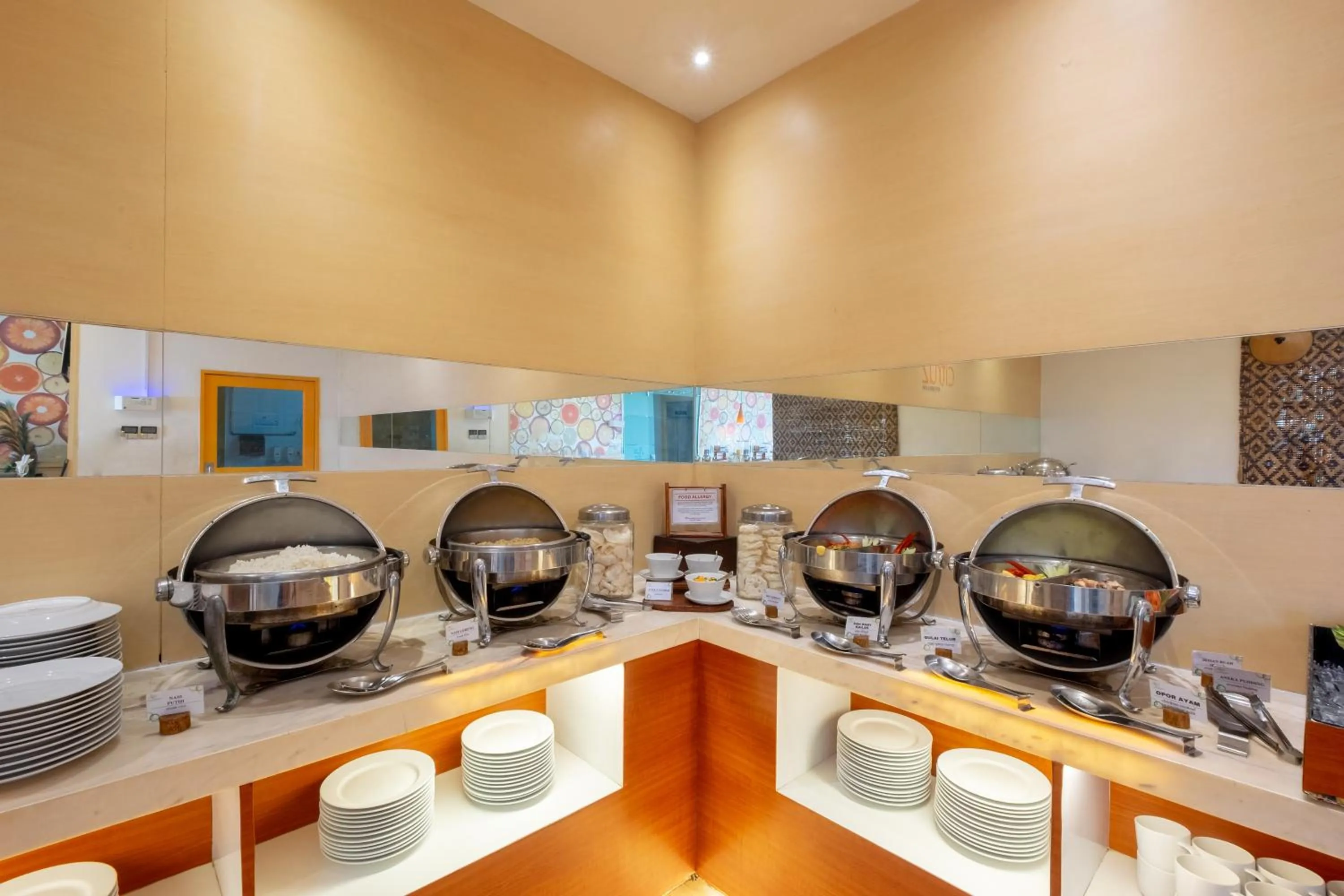 Zest Jemursari by Swiss-Belhotel International