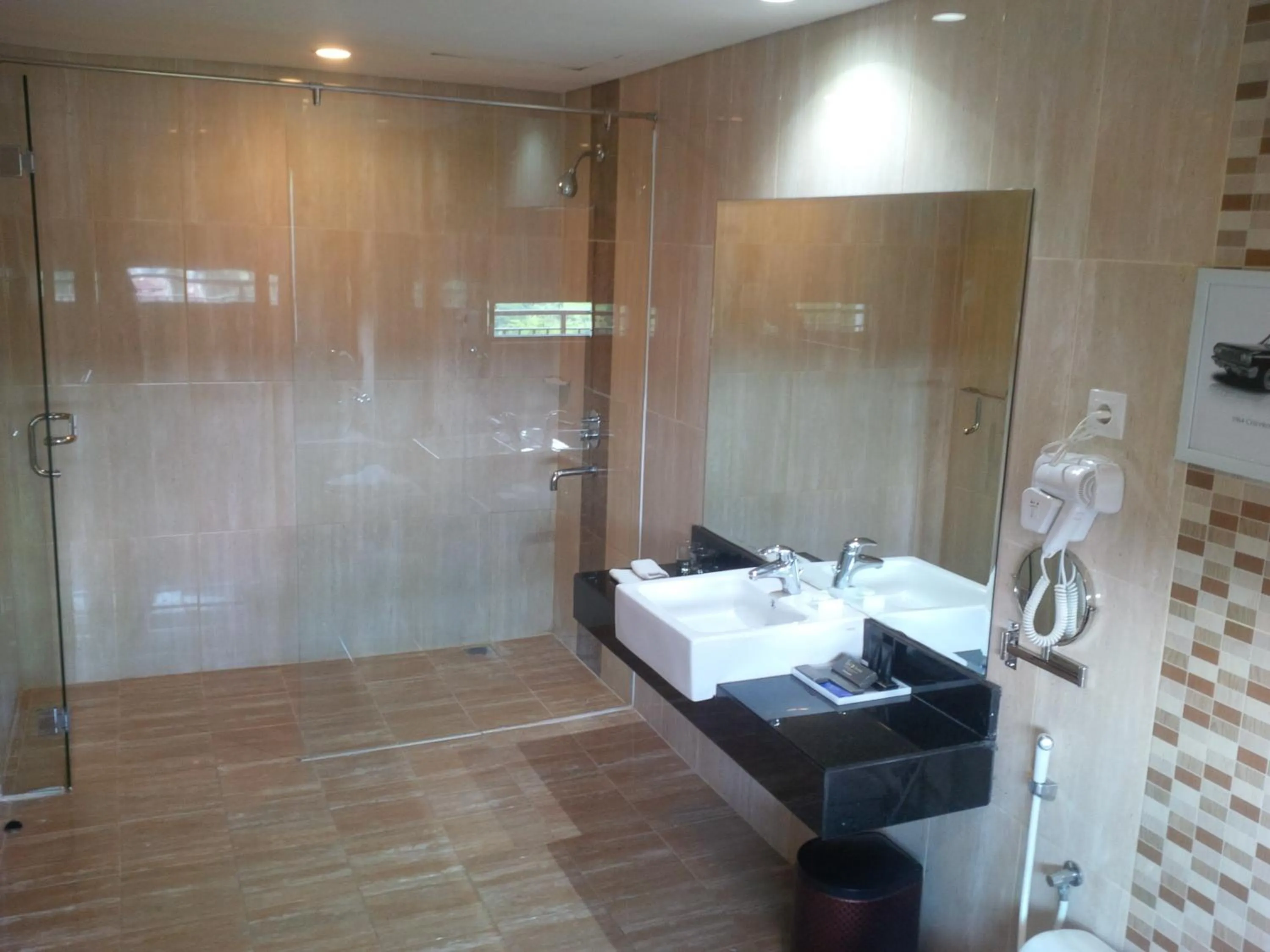 Bathroom in Ijen Suites Resort & Convention