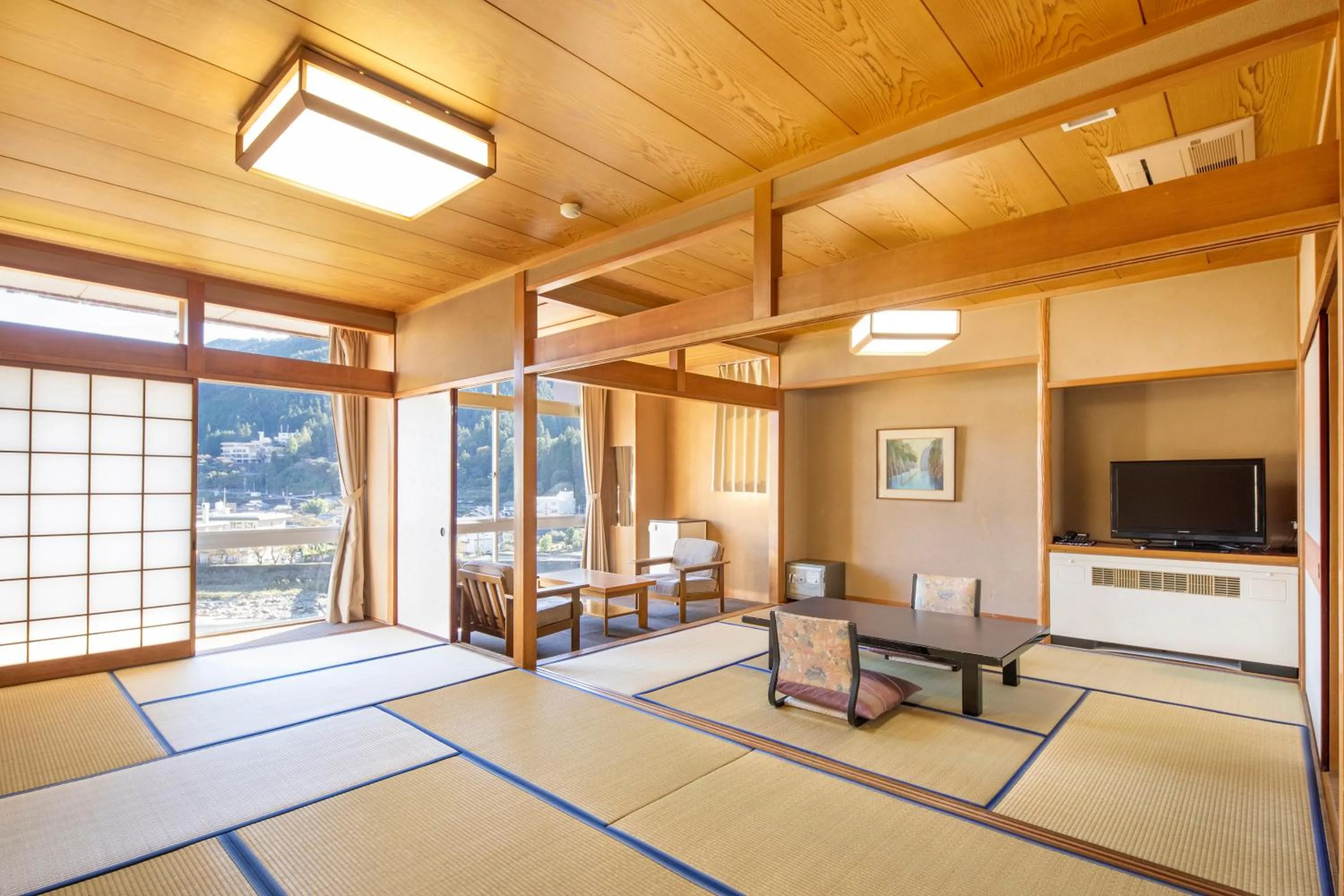 Photo of the whole room in Bosenkan