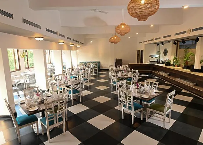 Restaurant/places to eat in Otium Goa Resort by The Oterra