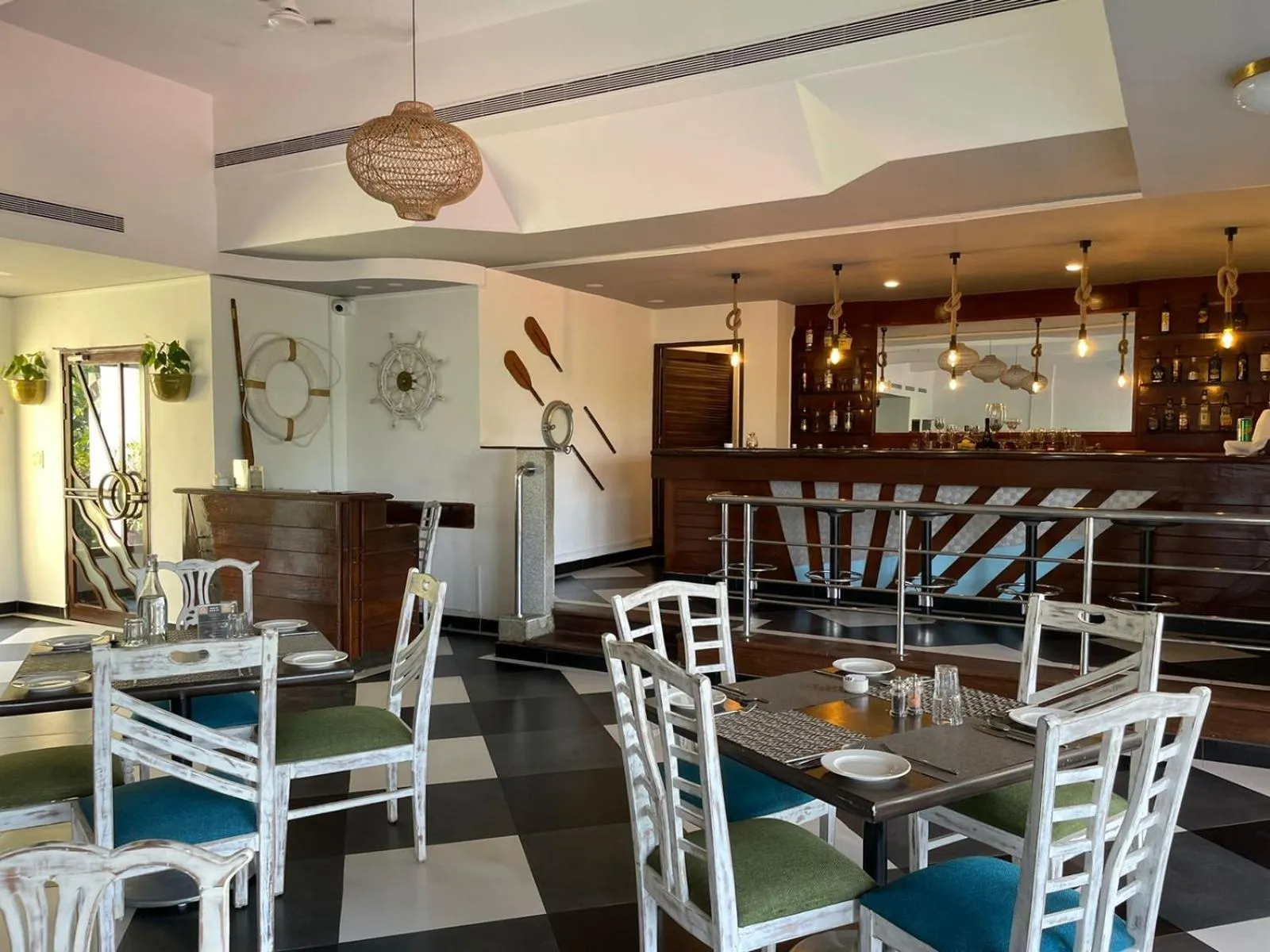 Restaurant/places to eat in Otium Goa Resort by The Oterra