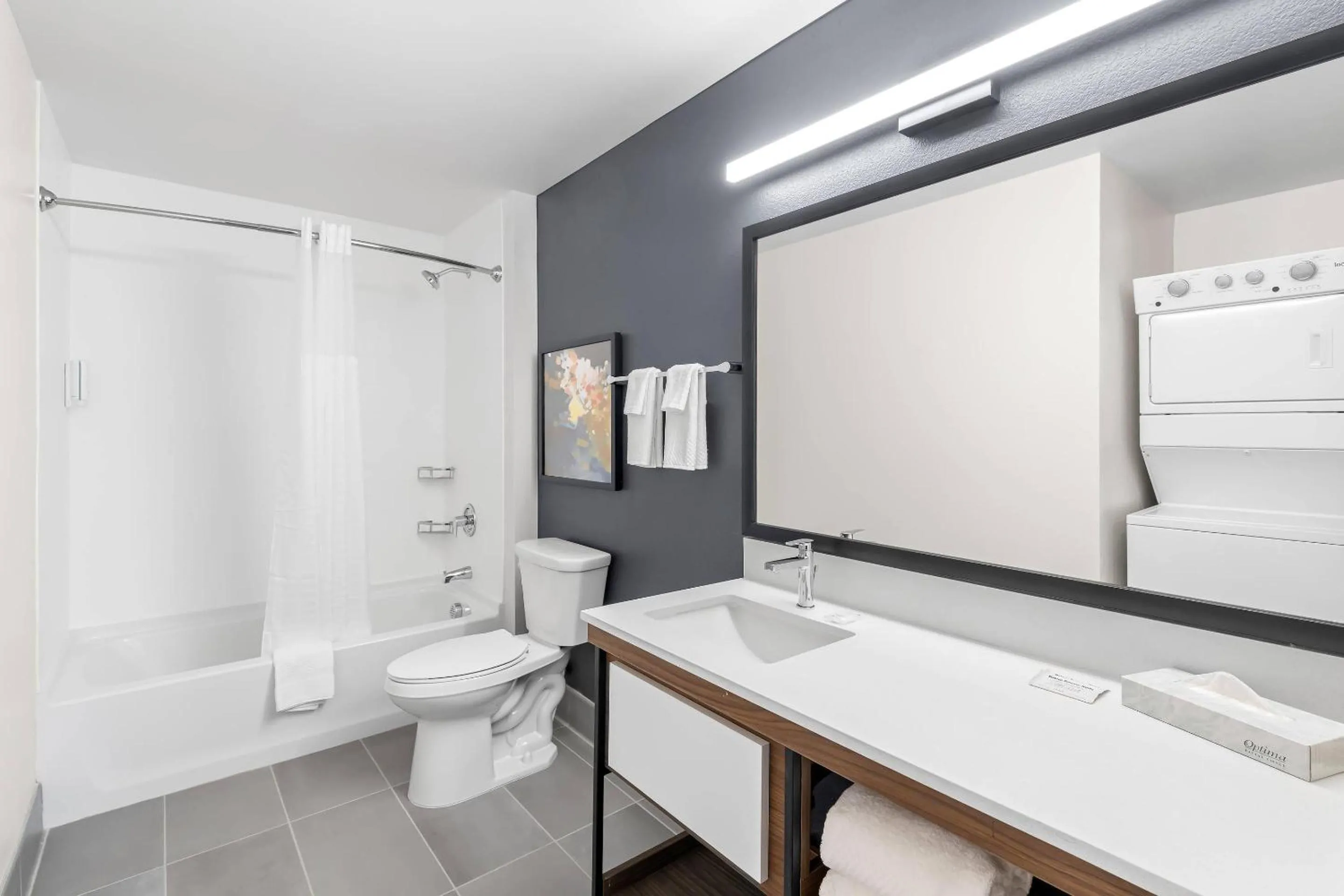 Bedroom in Everhome Suites San Bernardino - Loma Linda