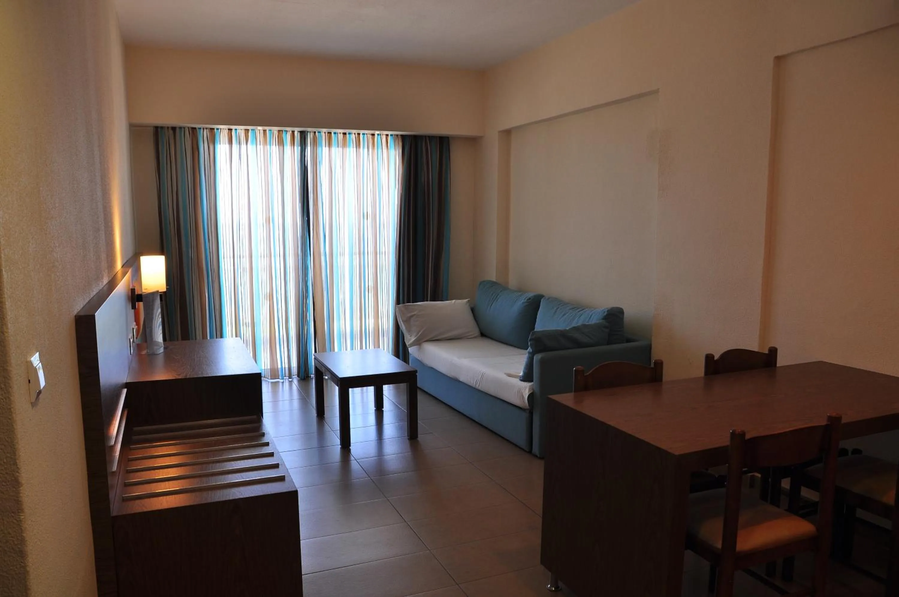 Living room in Sea Melody Beach Hotel Apartments