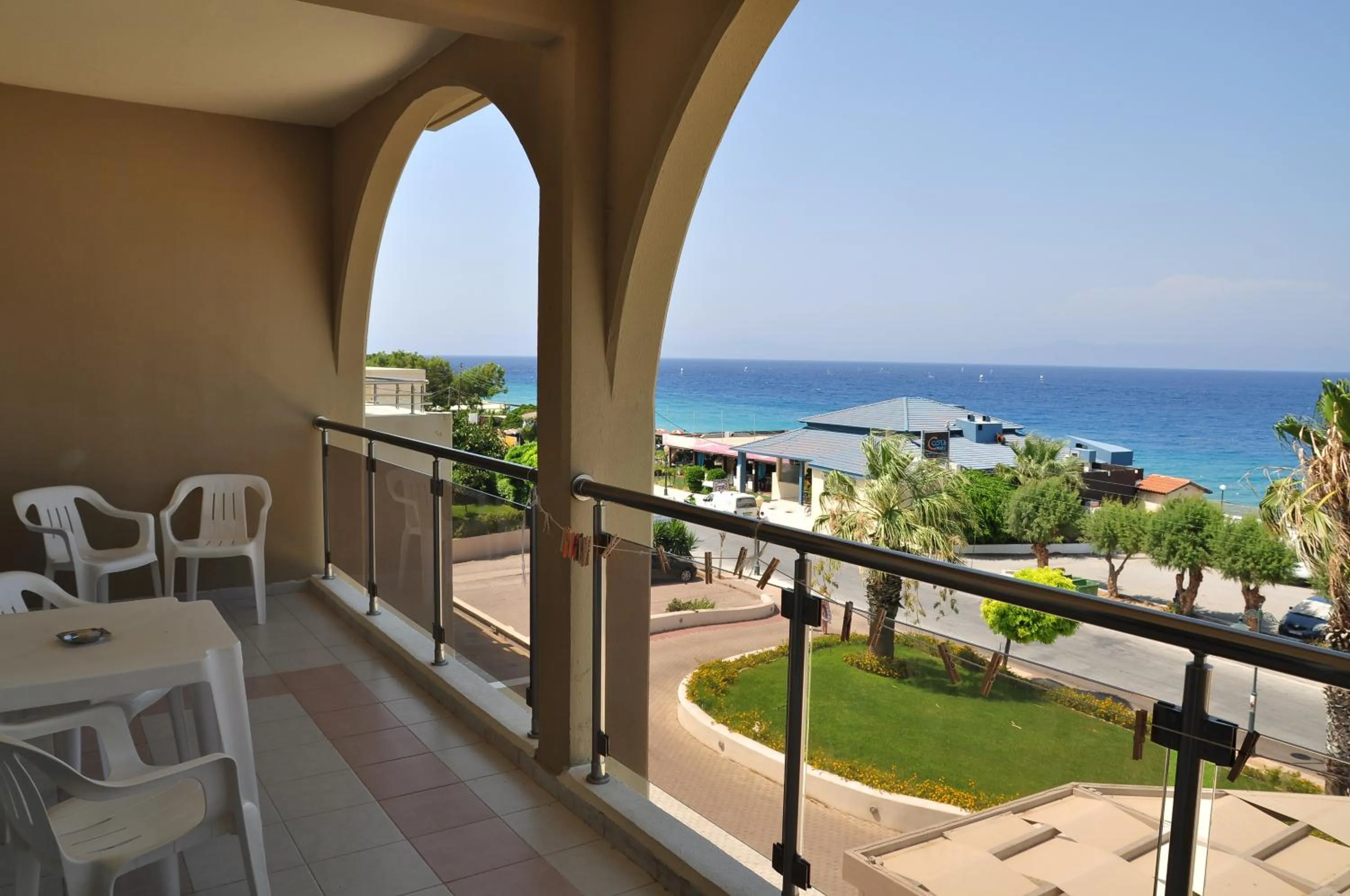 Balcony/Terrace in Sea Melody Beach Hotel Apartments