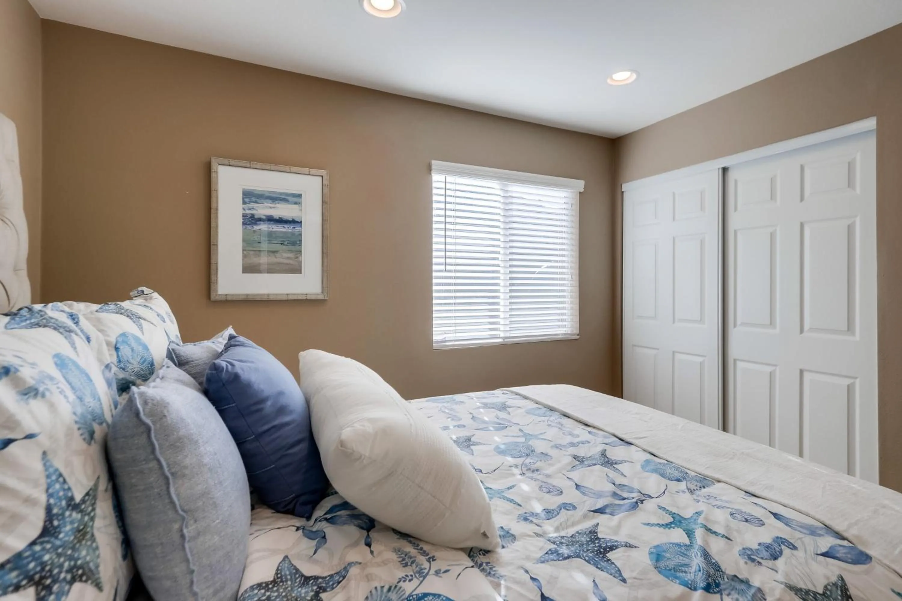 Beautiful Backyard Oasis 5 bedroom 3 Bathroom Home