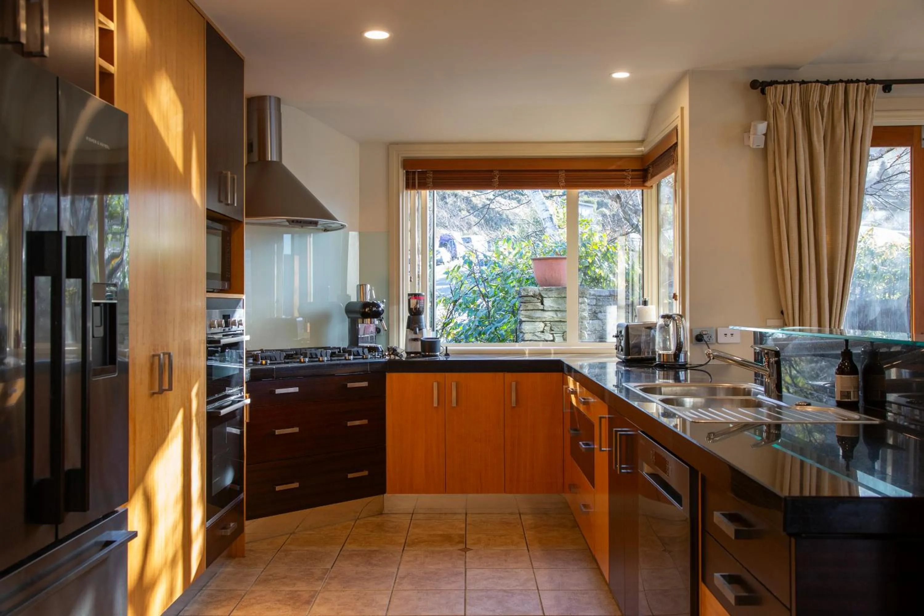 Kitchen or kitchenette in Aspen House