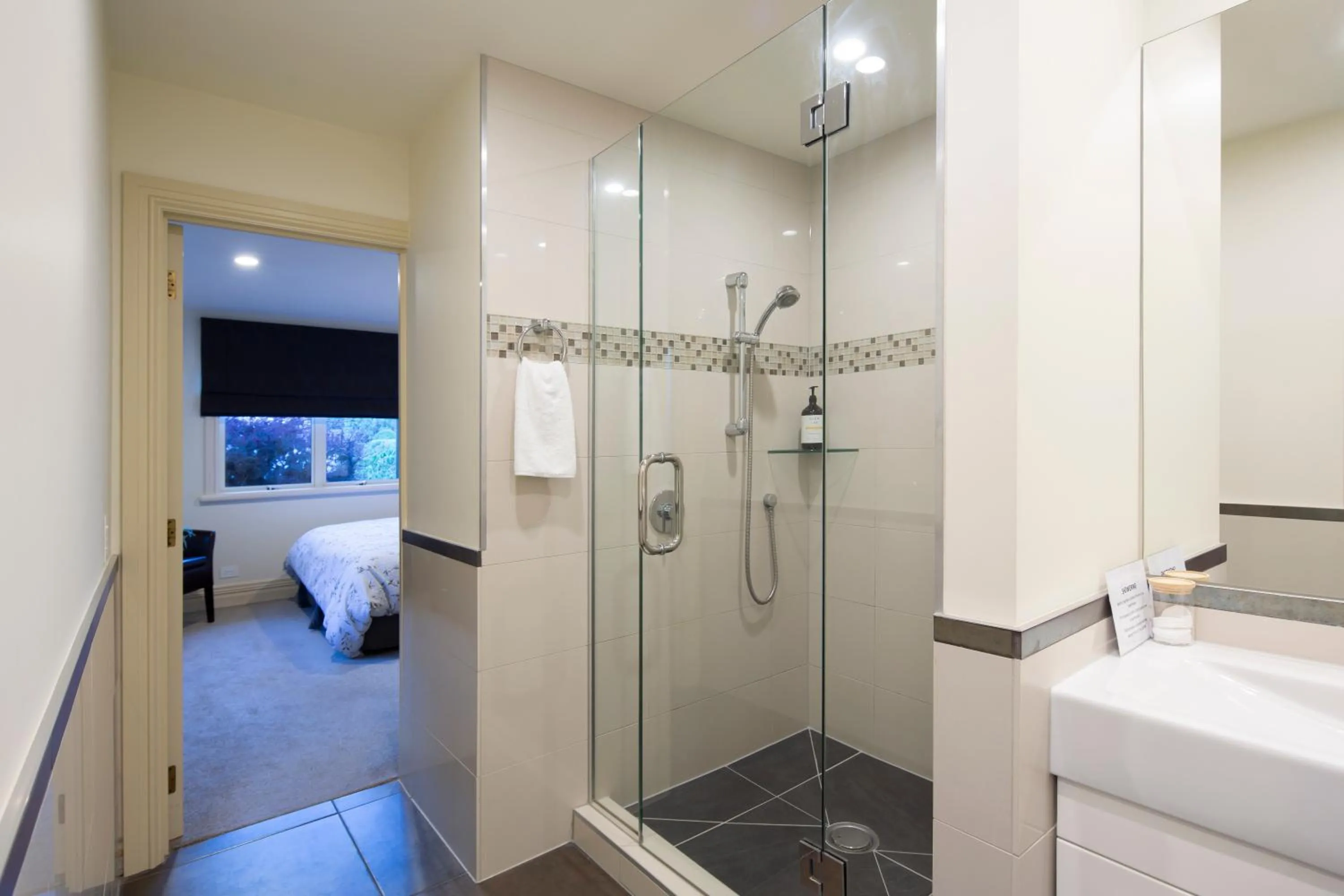 Shower in Aspen House