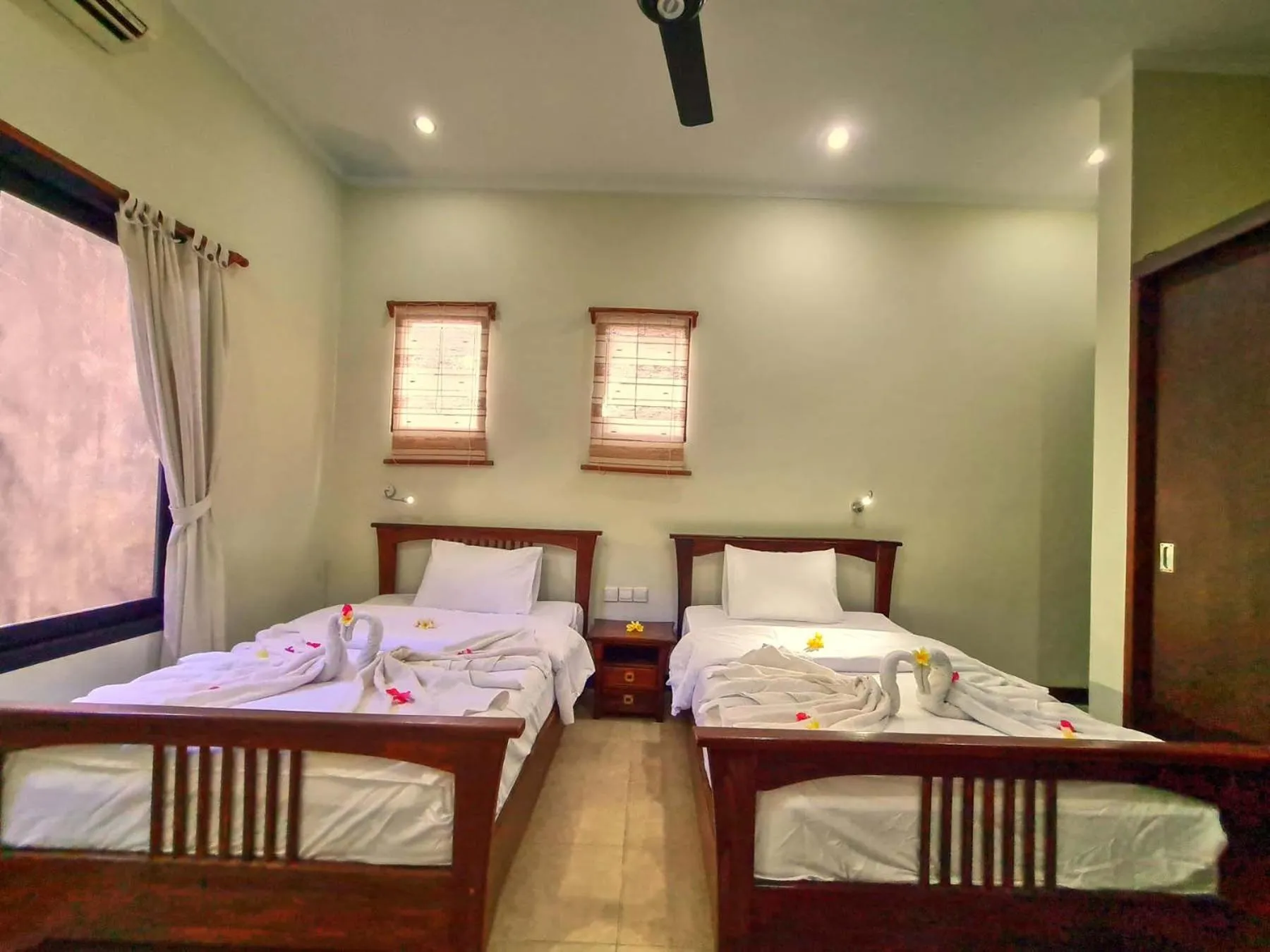 Bed in Sayang Taman Villas